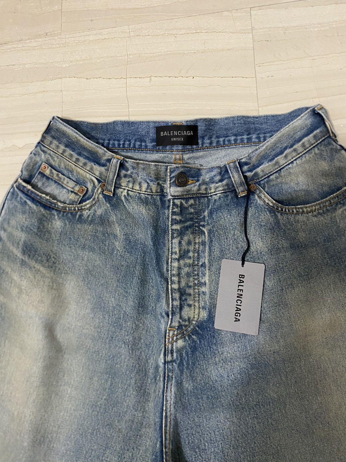Balenciaga Balenciaga true blue wax baggy denim Size US 34 / EU 50 - 3 Thumbnail