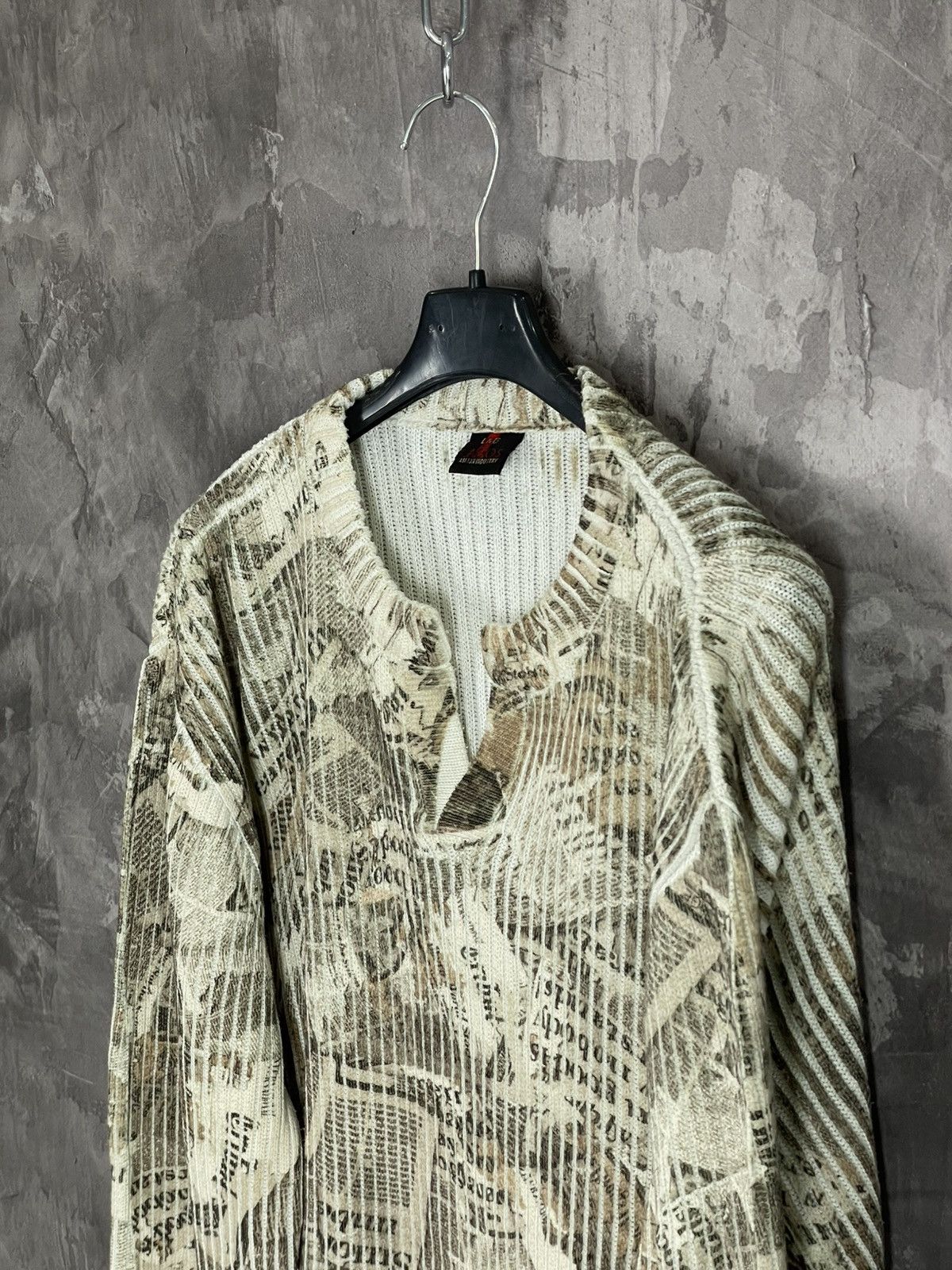Vintage Y2K Vintage Knit Avant Garde Multi Logo Sweater Size US L / EU 52-54 / 3 - 7 Thumbnail
