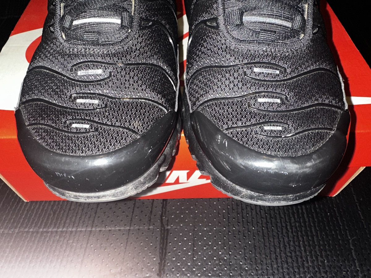 Nike Nike Air Max Plus Size US 10.5 / EU 43-44 - 3 Thumbnail