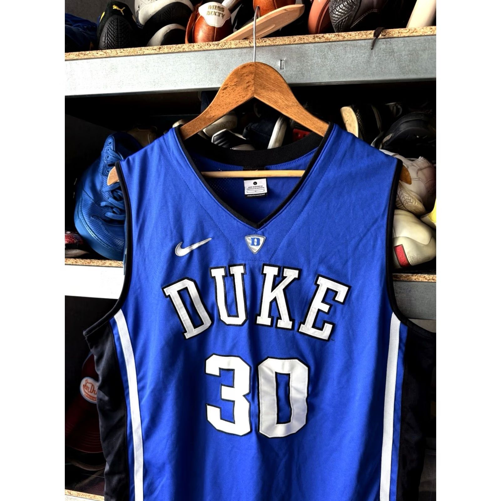 Nike NIKE ELITE Duke Blue Devils BASKETBALL JERSEY #30 MENS LARGE Blue DEVILS 90s Nike Basketball Jersey Shirt Sports USA Fans Size US L / EU 52-54 / 3 - 2 Thumbnail