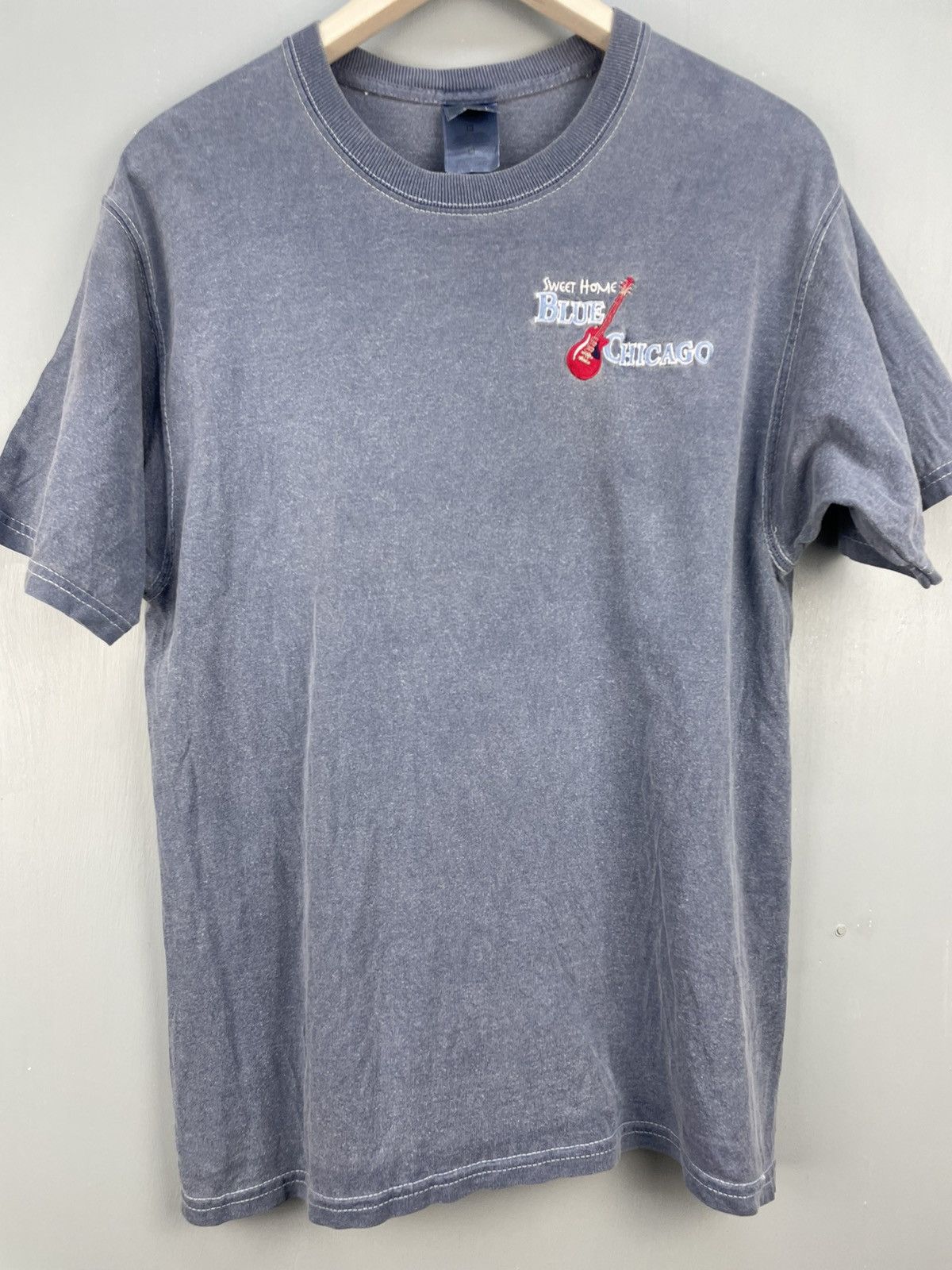 Band Tees × Vintage Vintage Blue Chicago sweet home embroidery t shirt Size US M / EU 48-50 / 2 - 3 Thumbnail