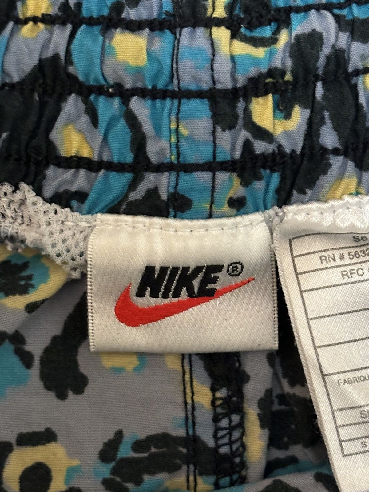 Nike Rare Vintage 90s Nike Starry Night Abstract Geometric Art Size US 30 / EU 46 - 4 Thumbnail