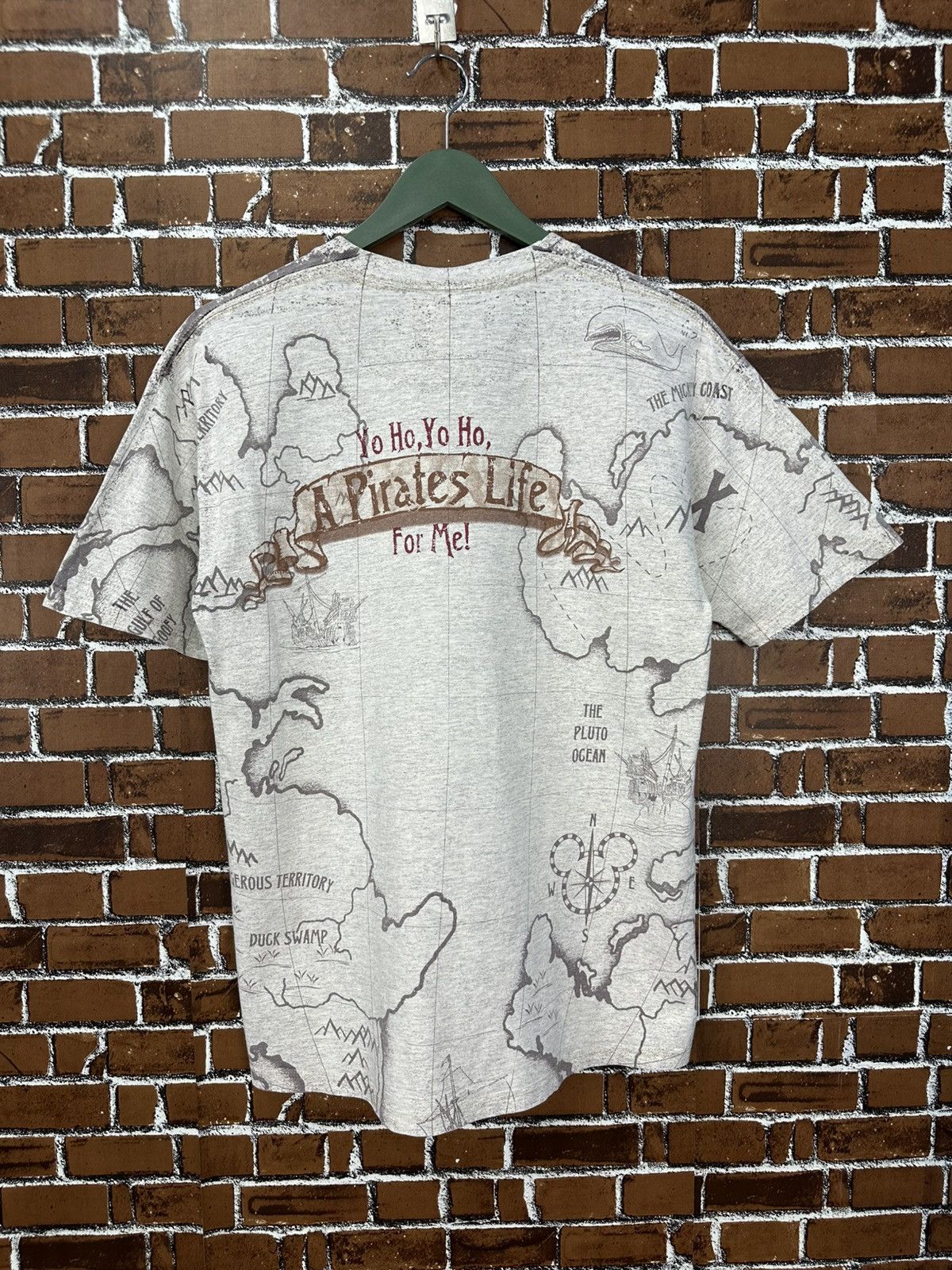 Mickey Unlimited Vintage Mickey A Pirates Life Overprint Tshirt A991 Size US M / EU 48-50 / 2 - 3 Thumbnail