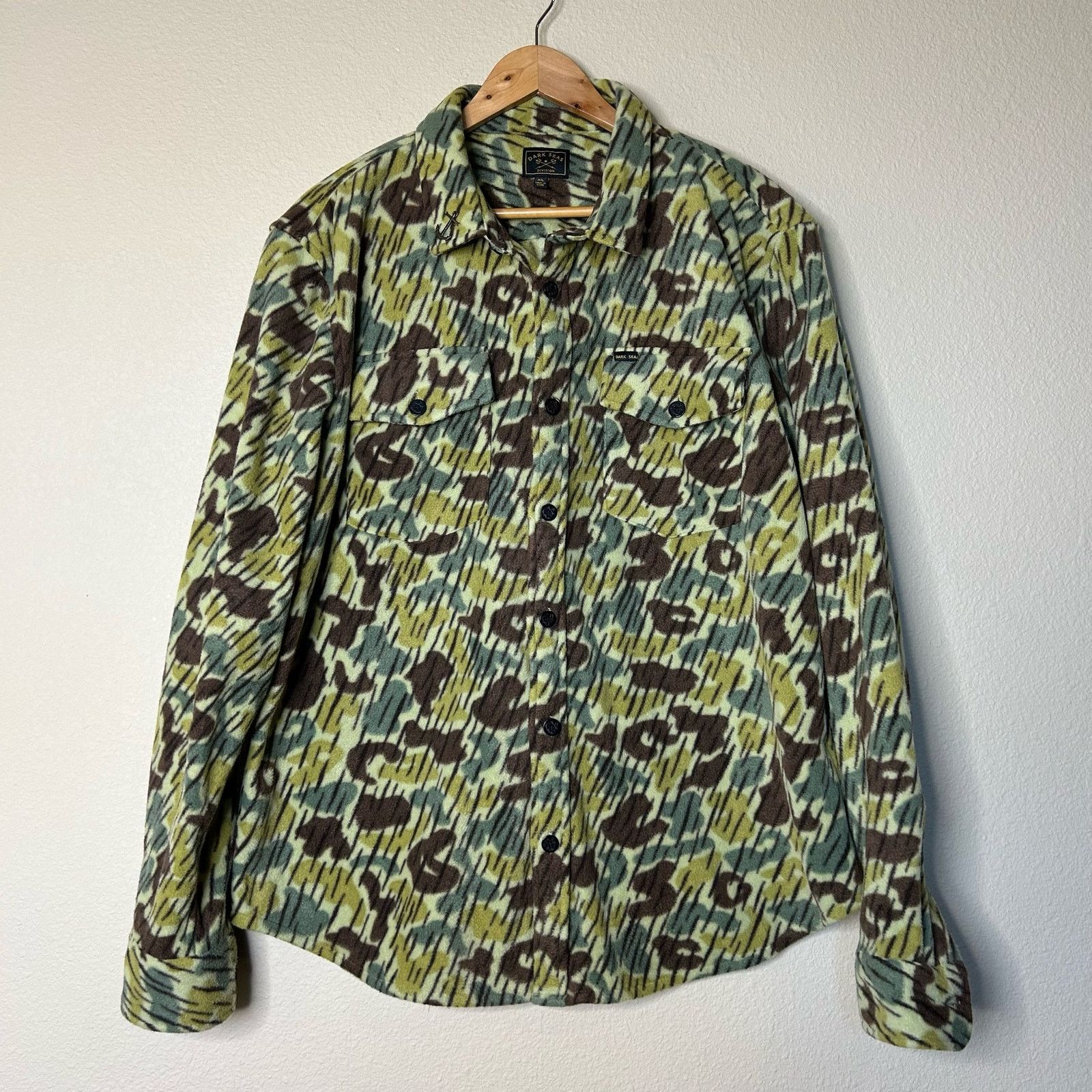 Urban Outfitters Dark Seas Mens Shirt Zulu Fleece Camo Outdoor Size XL Size US XL / EU 56 / 4 - 11 Thumbnail