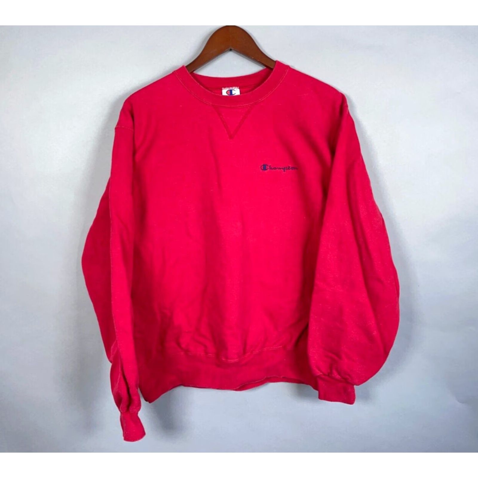 Champion VINTAGE Champion Sweatshirt Adult Large Red Embroidered Script 90s Hipster Retro Mens Pullover Sweatshirt Size US L / EU 52-54 / 3 - 2 Thumbnail