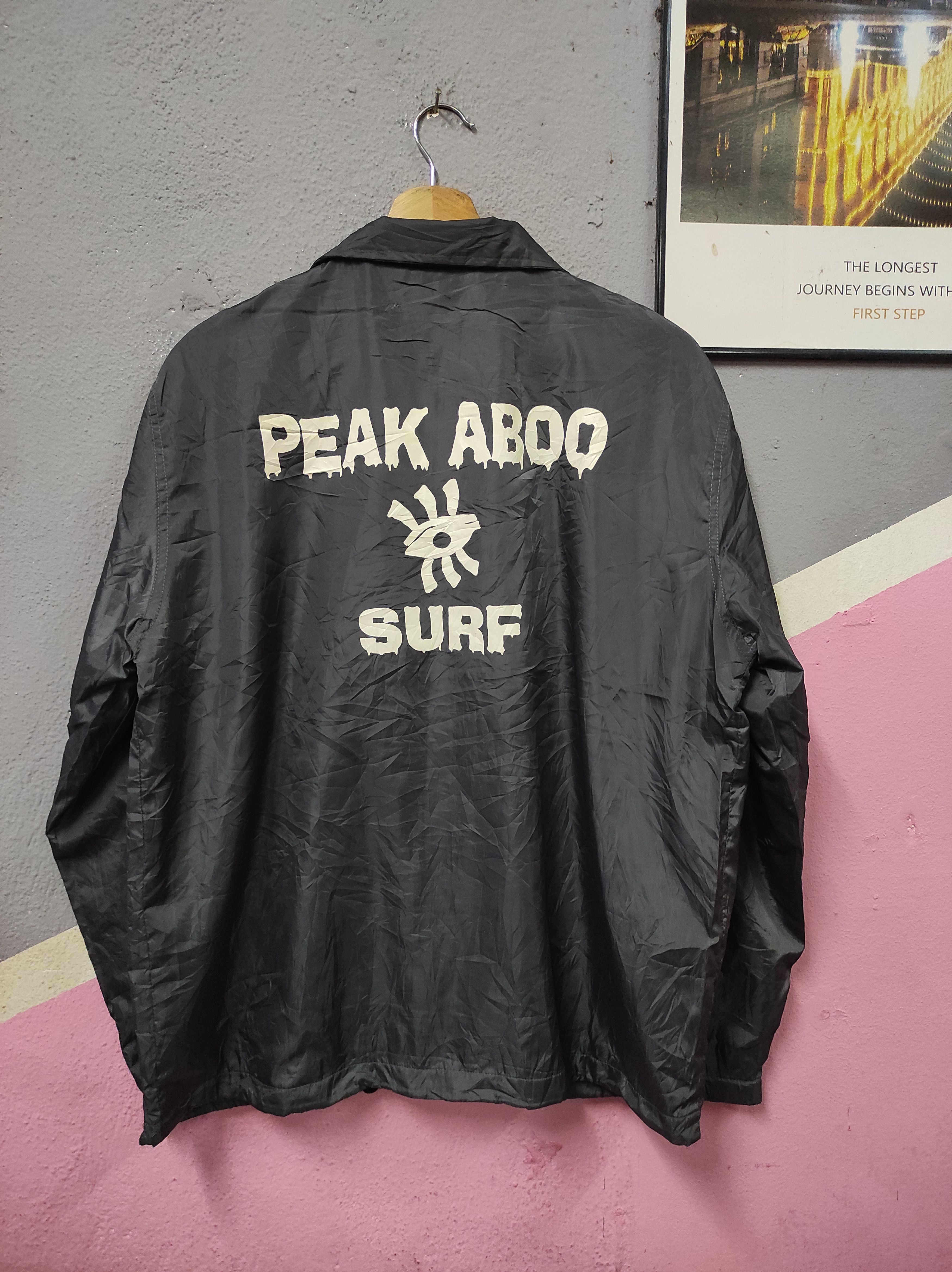 PEAKABOO SURF EYE HONOLULU HAWAII LIGHT JACKET