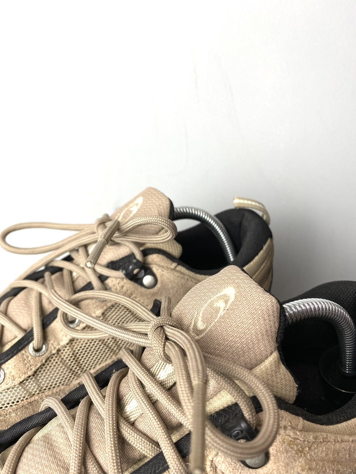 Salomon Rare! Vintage 2002 Salomon Hiking Tracking Sneakers Oakley Size US 9 / EU 42 - 6 Thumbnail
