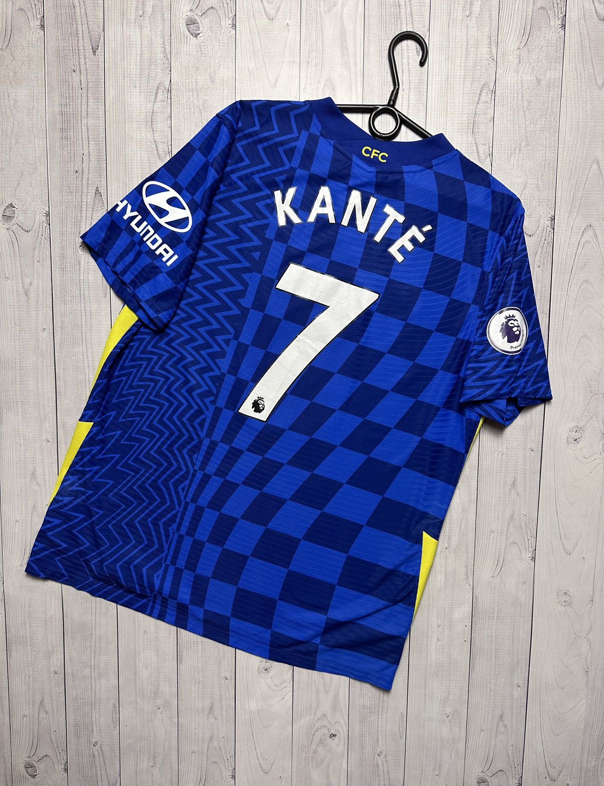 Vintage Chelsea soccer jersey Nike 7 Kante size XL Size US XL / EU 56 / 4 - 1 Thumbnail