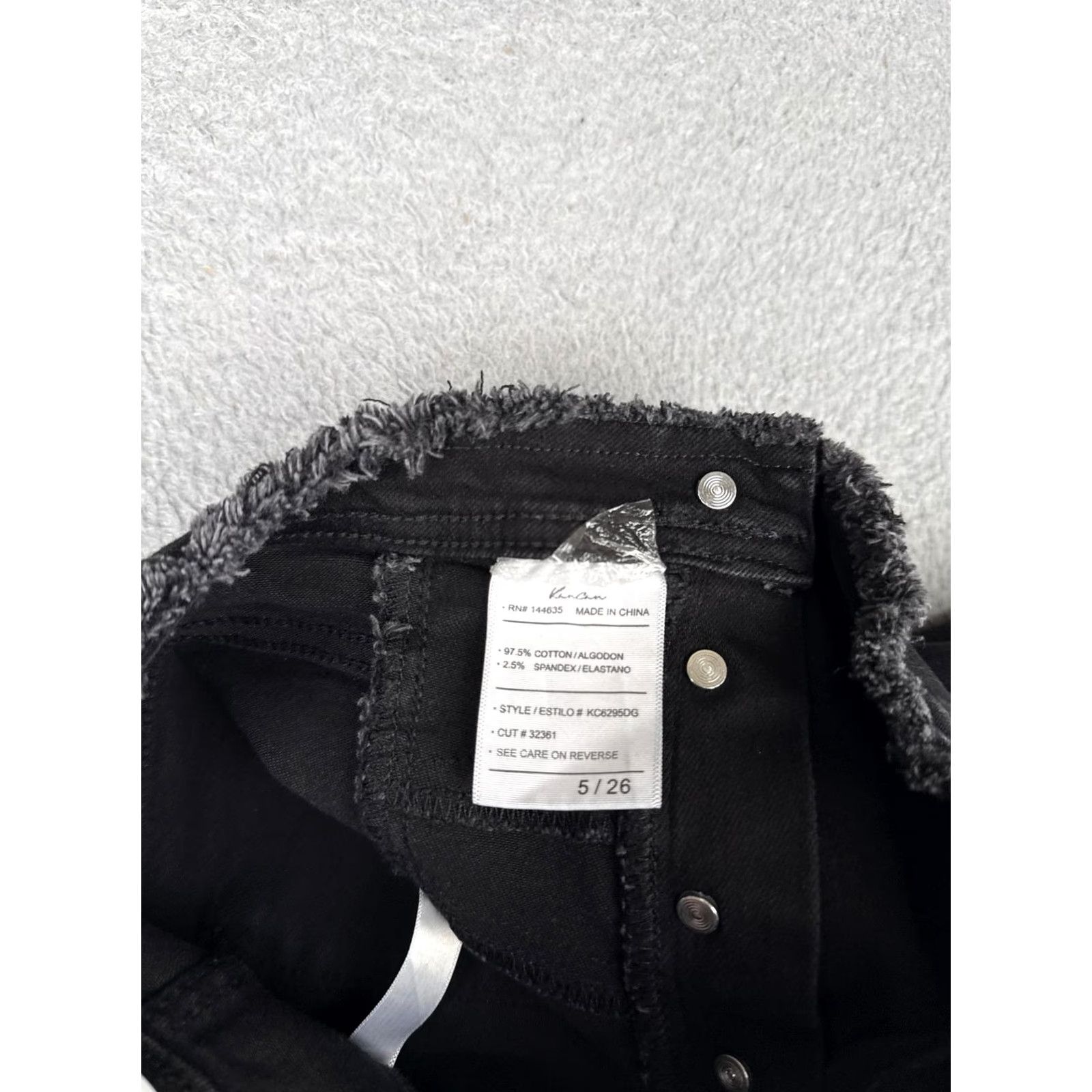 Vintage KanCan Jeans Bootcut Juniors 5/26 Black Dark Wash Mid Rise Stretch Button 25x30 - Denim, 5-Pocket, Slim Fit, Cotton Blend, Spandex, China, Womens Size 27" / US 4 / IT 40 - 6 Thumbnail