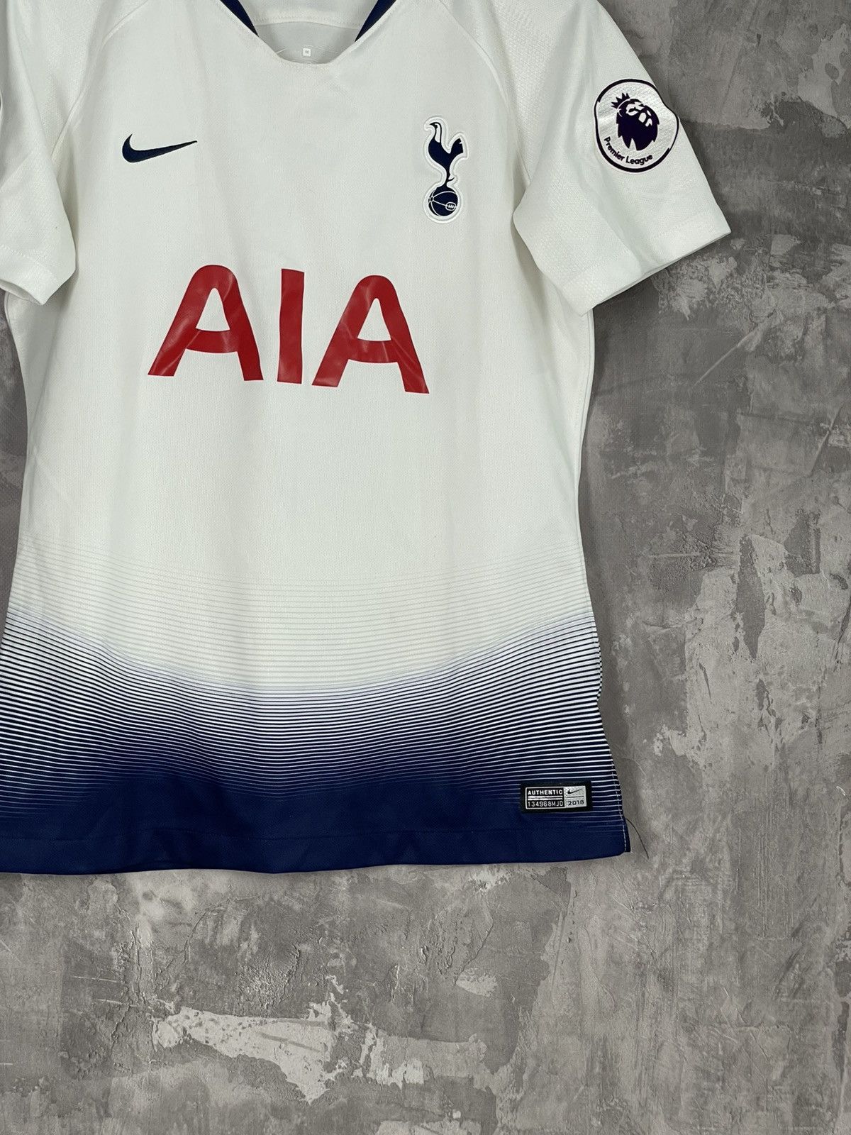 Nike × Vintage Nike Tottenham Hotspur Trippier Jersey Home Kit Size US M / EU 48-50 / 2 - 6 Thumbnail