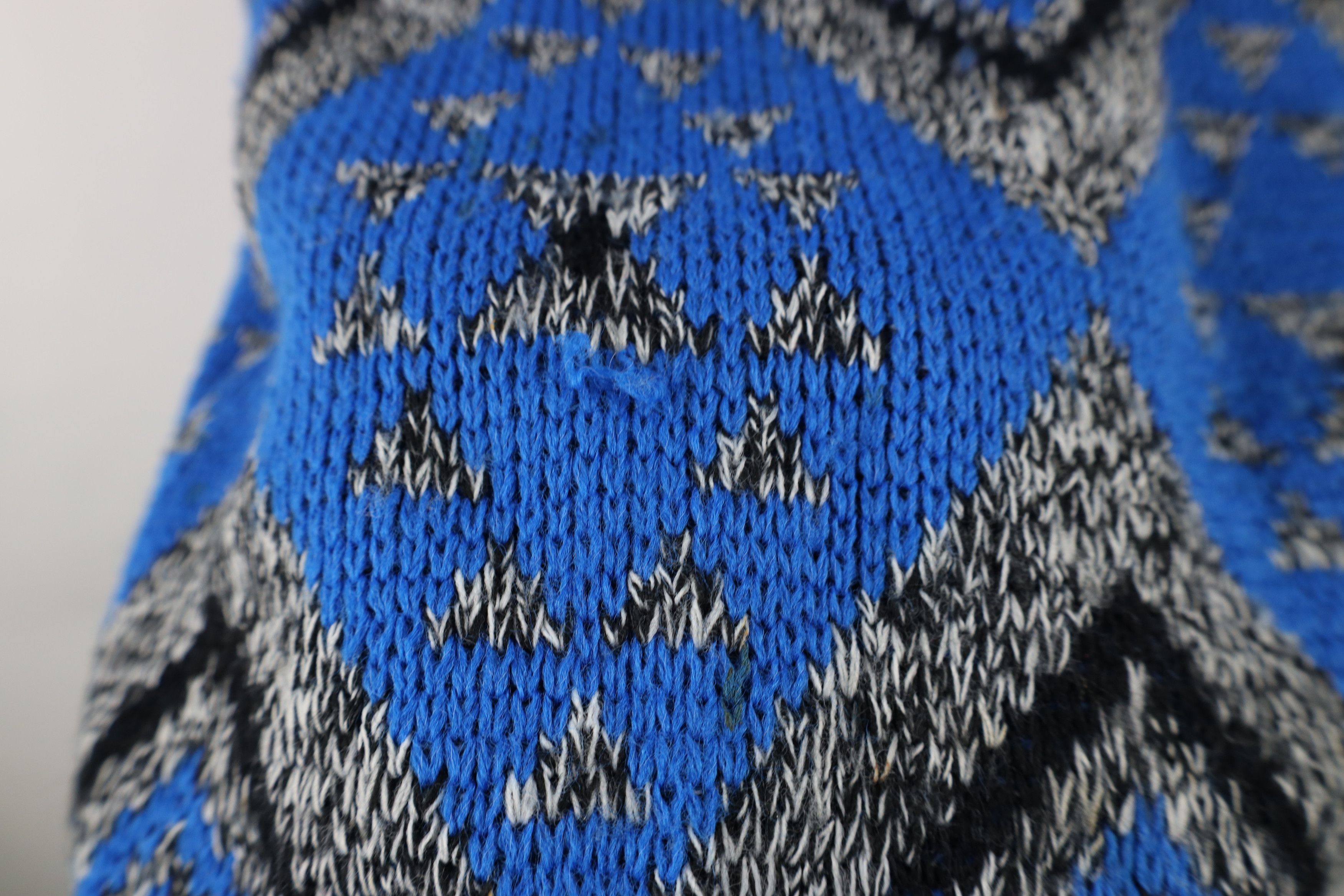 Vintage Vintage 90s Streetwear Fair Isle Diamond Knit Sweater USA Size XL / US 12-14 / IT 48-50 - 5 Thumbnail