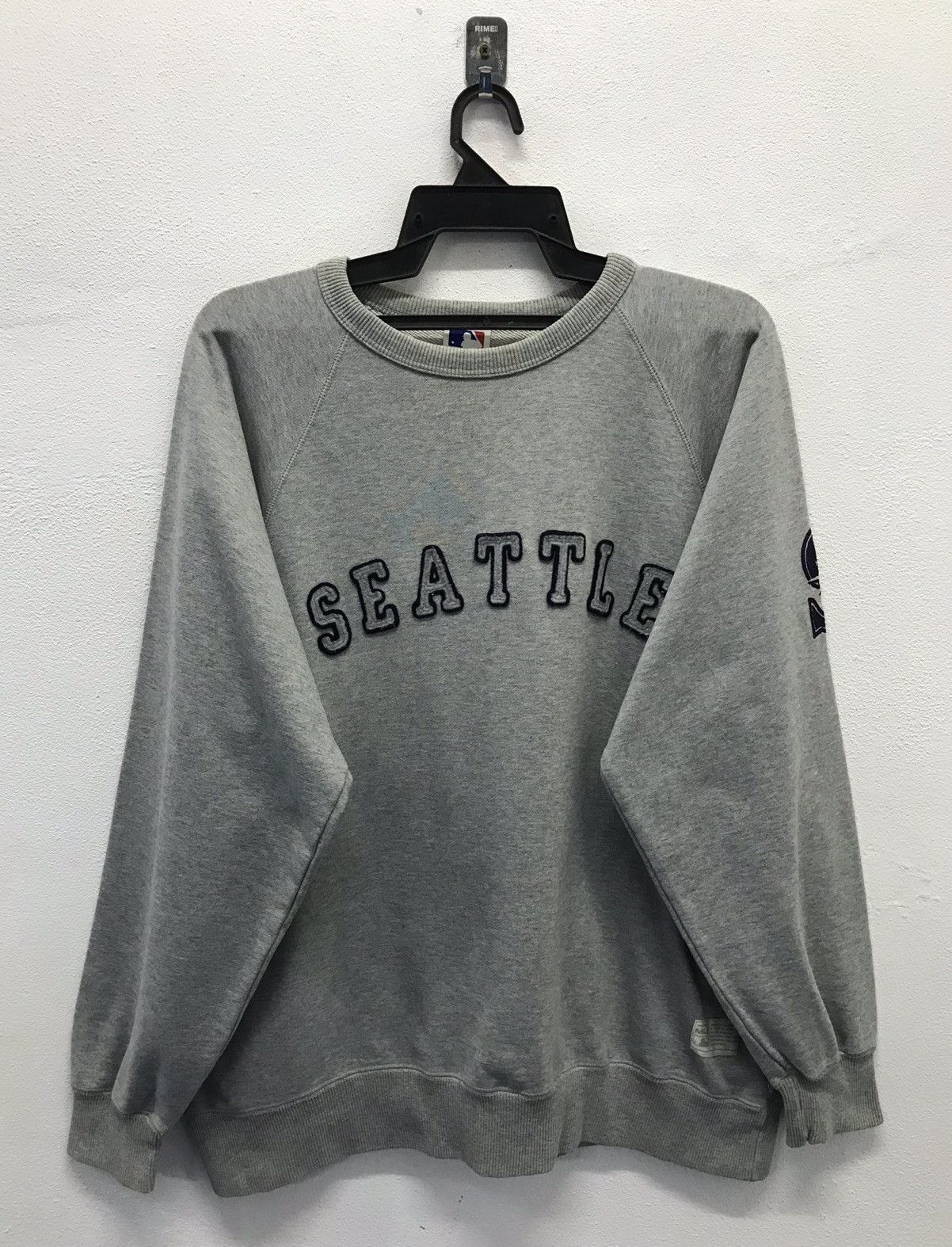 Uniqlo × Vintage Vintage Uniqlo Major League Baseball Seattle Sweatshirt Size US L / EU 52-54 / 3 - 1 Thumbnail