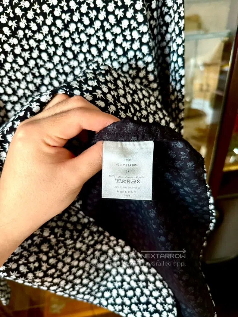 Dior Dior size 37 Black and White Rose Shirt Size US M / EU 48-50 / 2 - 5 Thumbnail