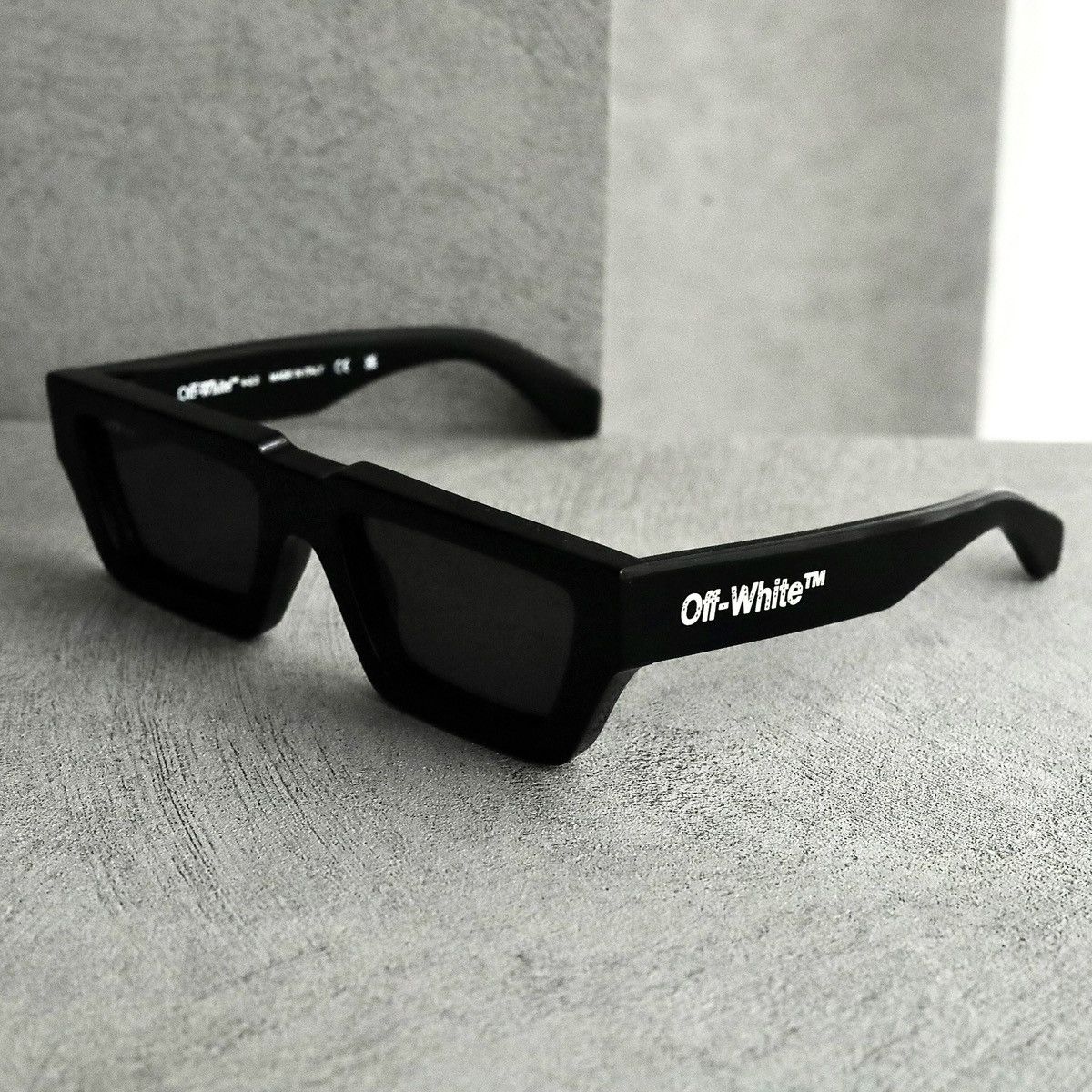 OFF WHITE MANCHESTER SUNGLASSES