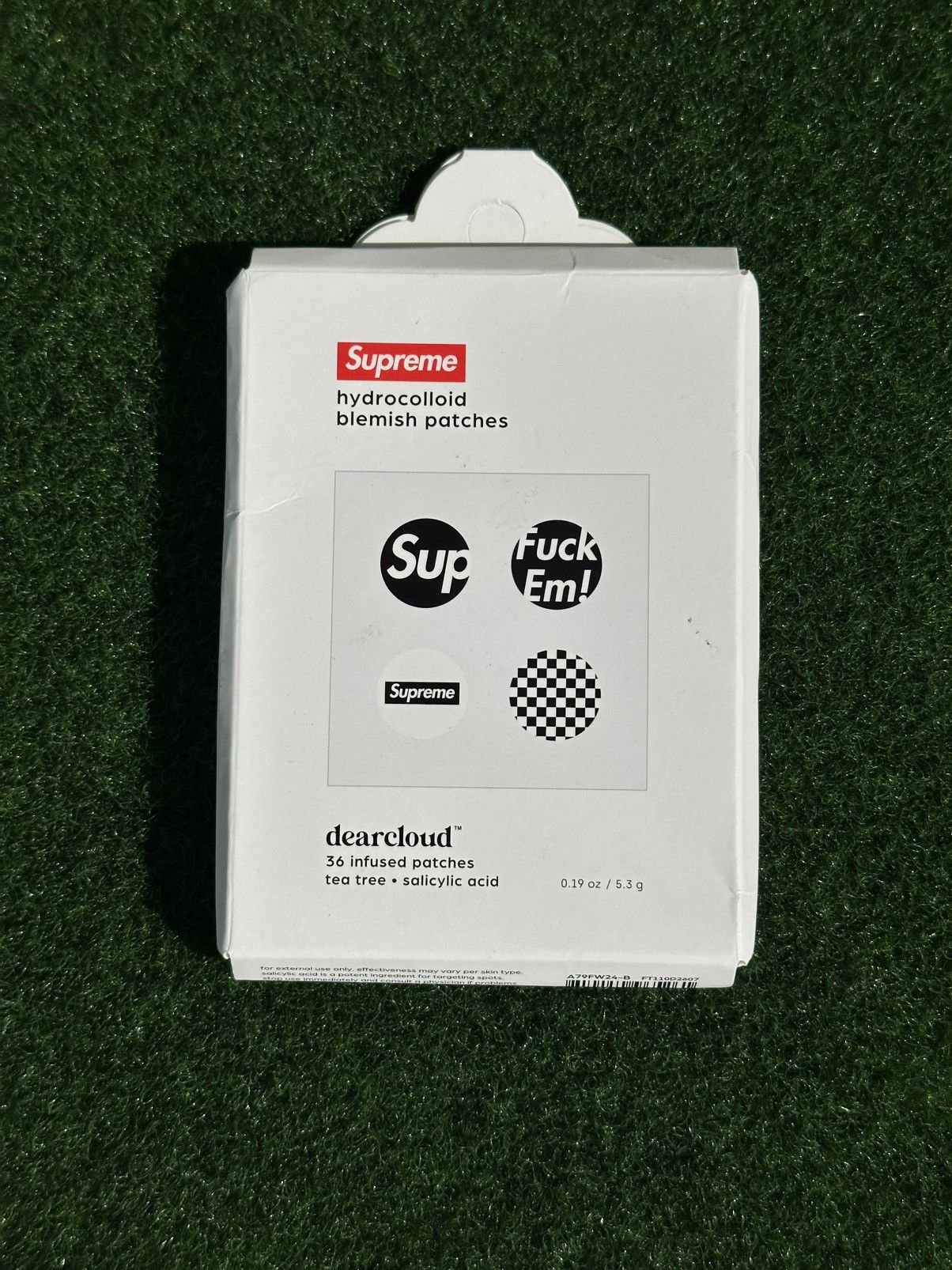 Supreme Supreme Dearcloud Blemish Patches (72 Pack) Size ONE SIZE - 4 Thumbnail