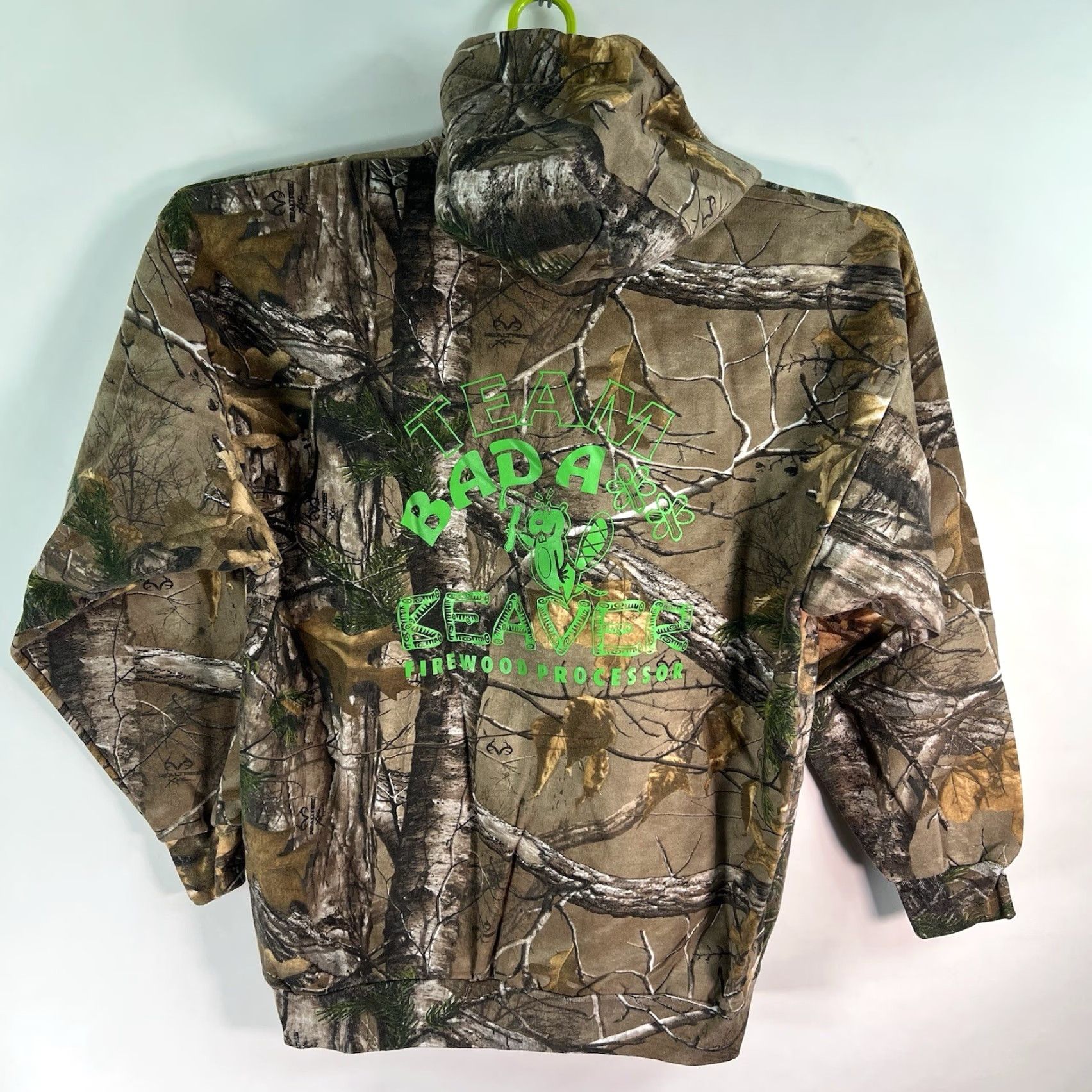 Wood Wood Wood Beaver Forestry Bad A** Beaver Sweatshirt Men’s 2XL Green Size US XXL / EU 58 / 5 - 6 Thumbnail