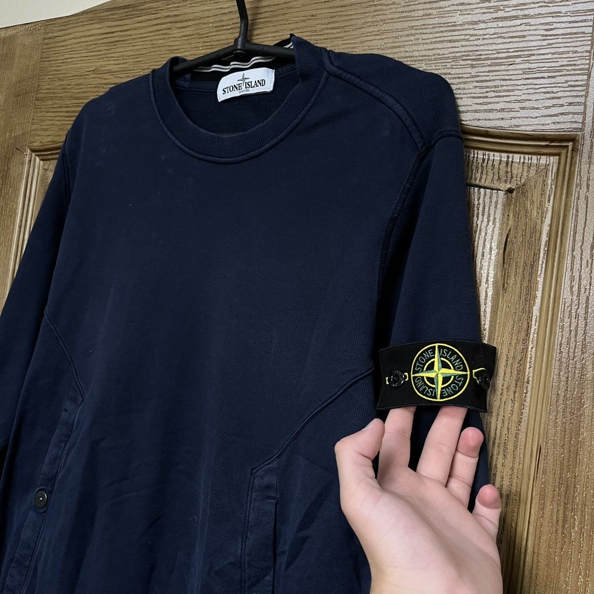 Stone Island Vintage Stone Island Sweatshirt Navy Blue Size US L / EU 52-54 / 3 - 5 Thumbnail