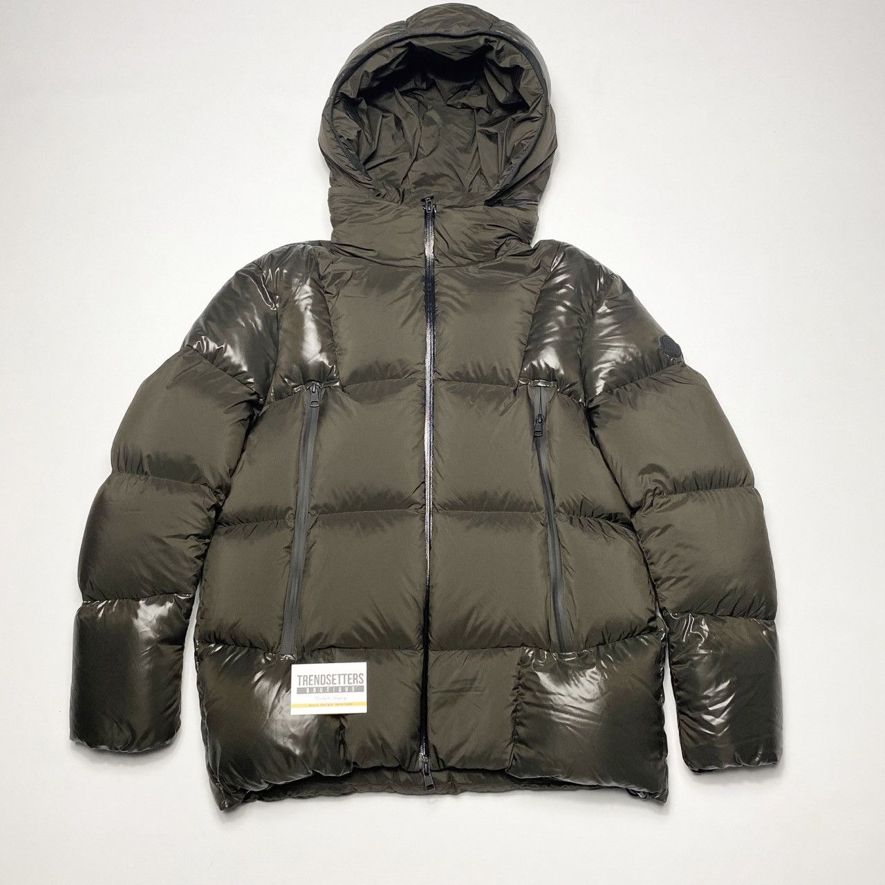 Moncler Moncler Size 3 M L brown khaki green mens puffer jacket down Size US L / EU 52-54 / 3 - 1 Thumbnail