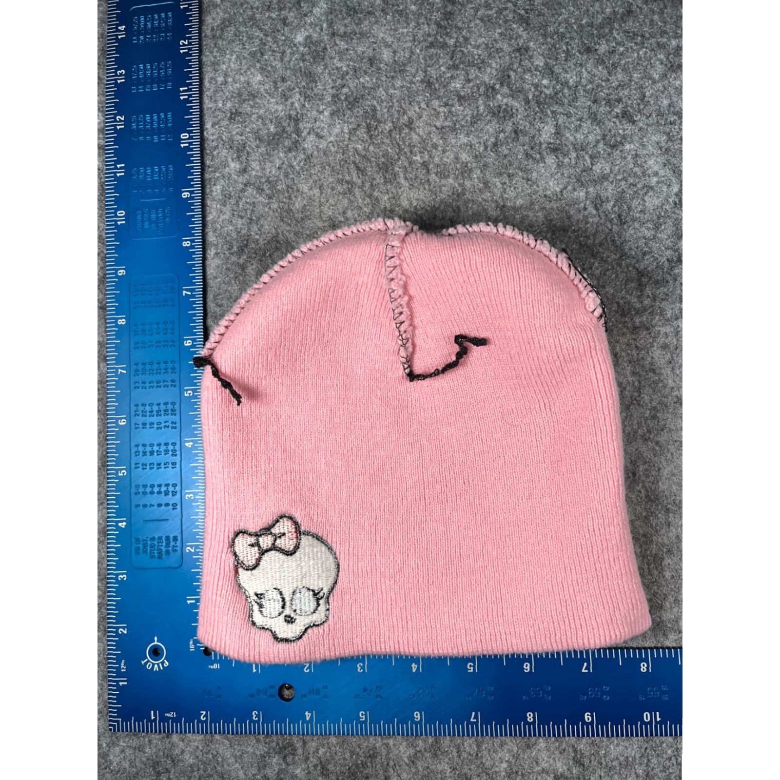 Pinko Pink Knit Skull Bow Beanie Toque Women One Size Embroidered Liteweight Knit – 100% Acrylic Ski Hat” Size ONE SIZE - 5 Thumbnail