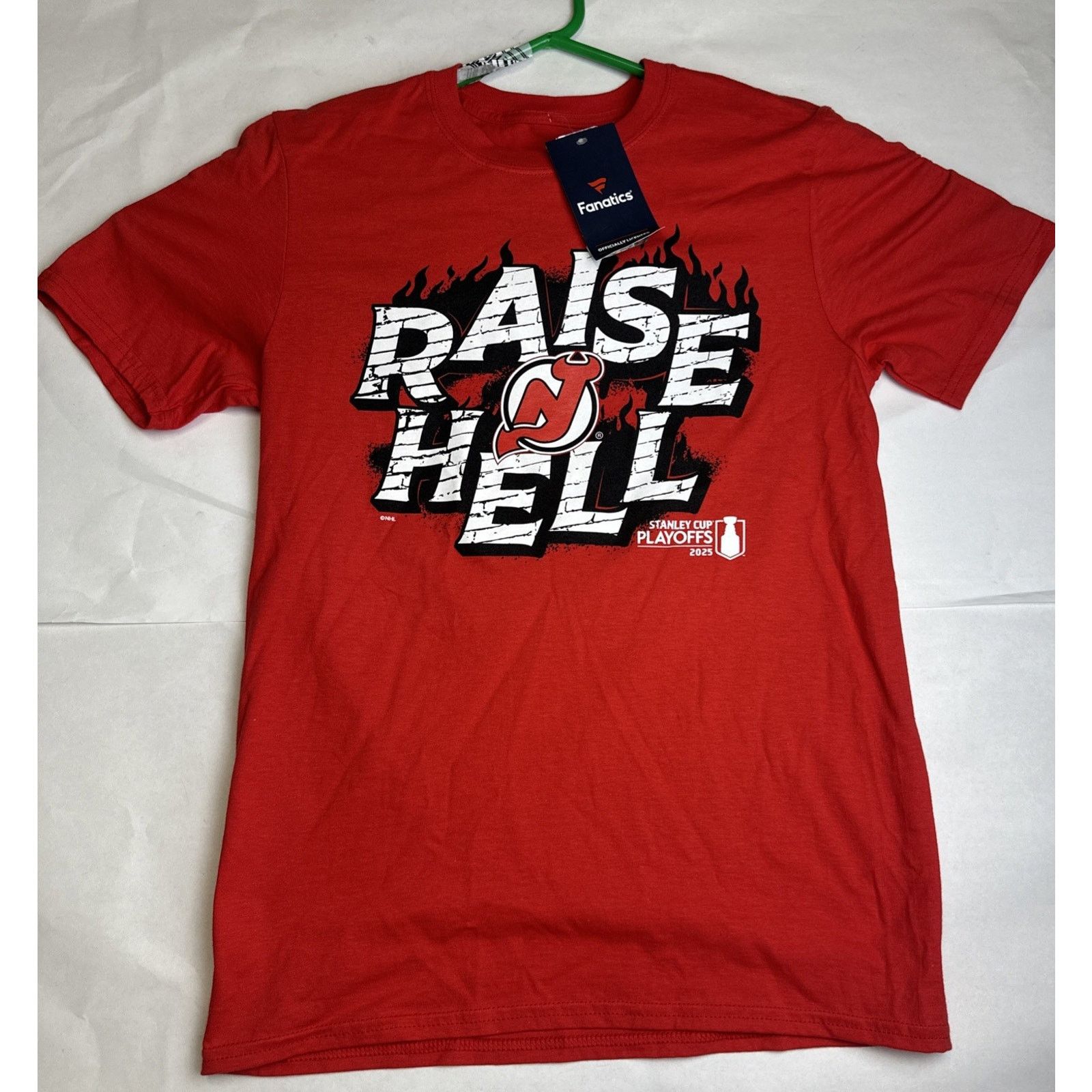 Big Dogs Fanatics Men's New Jersey Devils Raise T Shirt Medium $35 Size US S / EU 44-46 / 1 - 1 Thumbnail