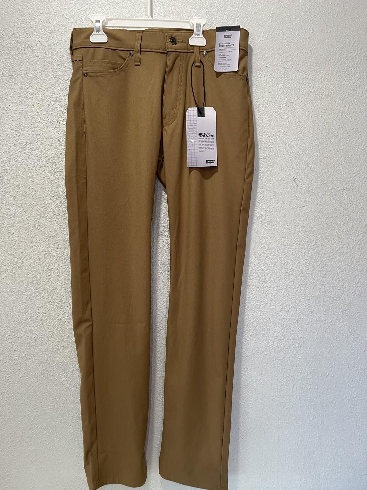 Levi's Levi's 511 Slim Tech Khaki Pants 30x32 Size US 30 / EU 46 - 1 Thumbnail