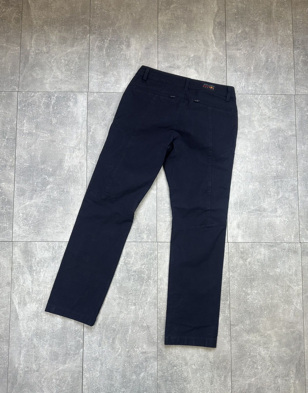 Puma Puma Red Bull Aston Martin Racing Vintage Pants Size US 30 / EU 46 - 14 Thumbnail