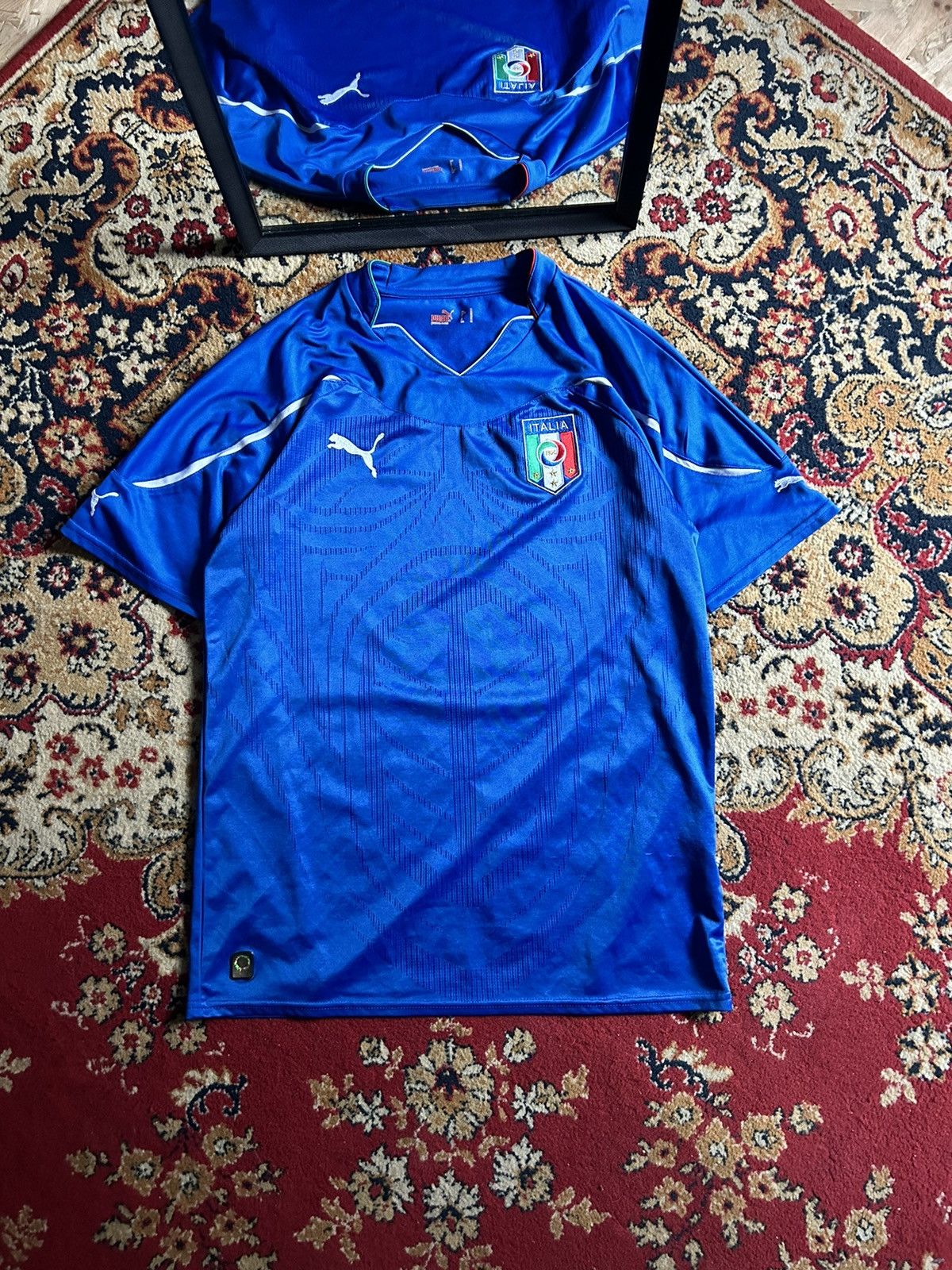 Puma × Vintage Italy home 2009/10 jersey vintage Size US M / EU 48-50 / 2 - 1 Thumbnail