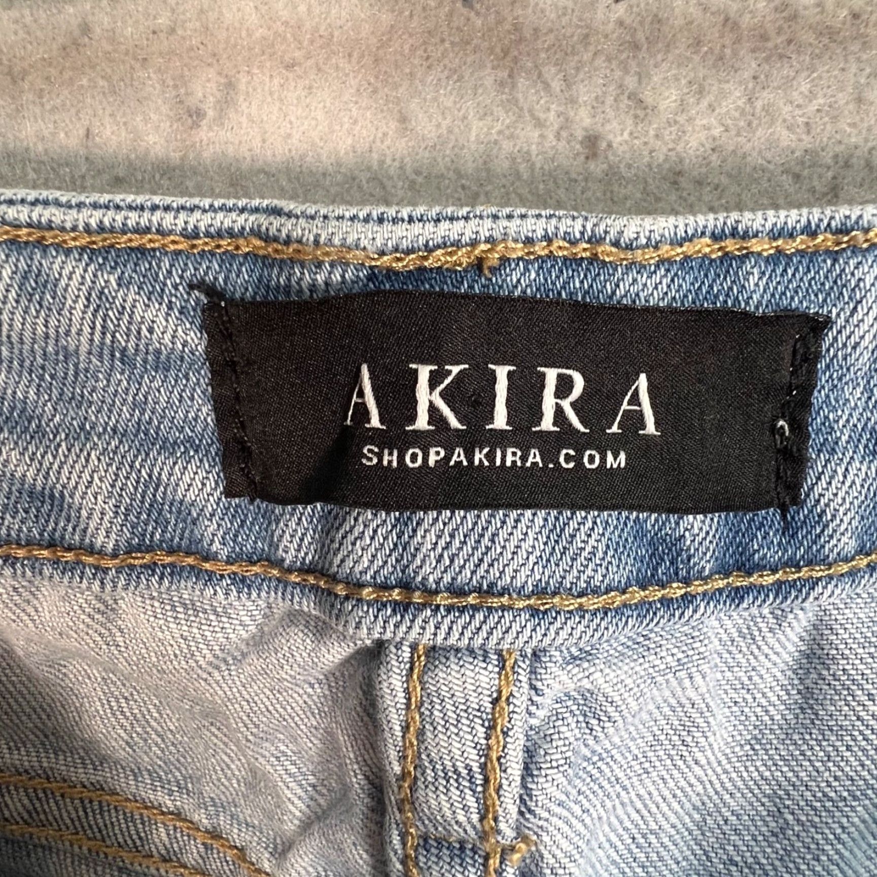 Akira Akira Womens Distressed Light Wash Straight Leg Denim Jeans Size 7 Size 28" / US 6 / IT 42 - 3 Thumbnail