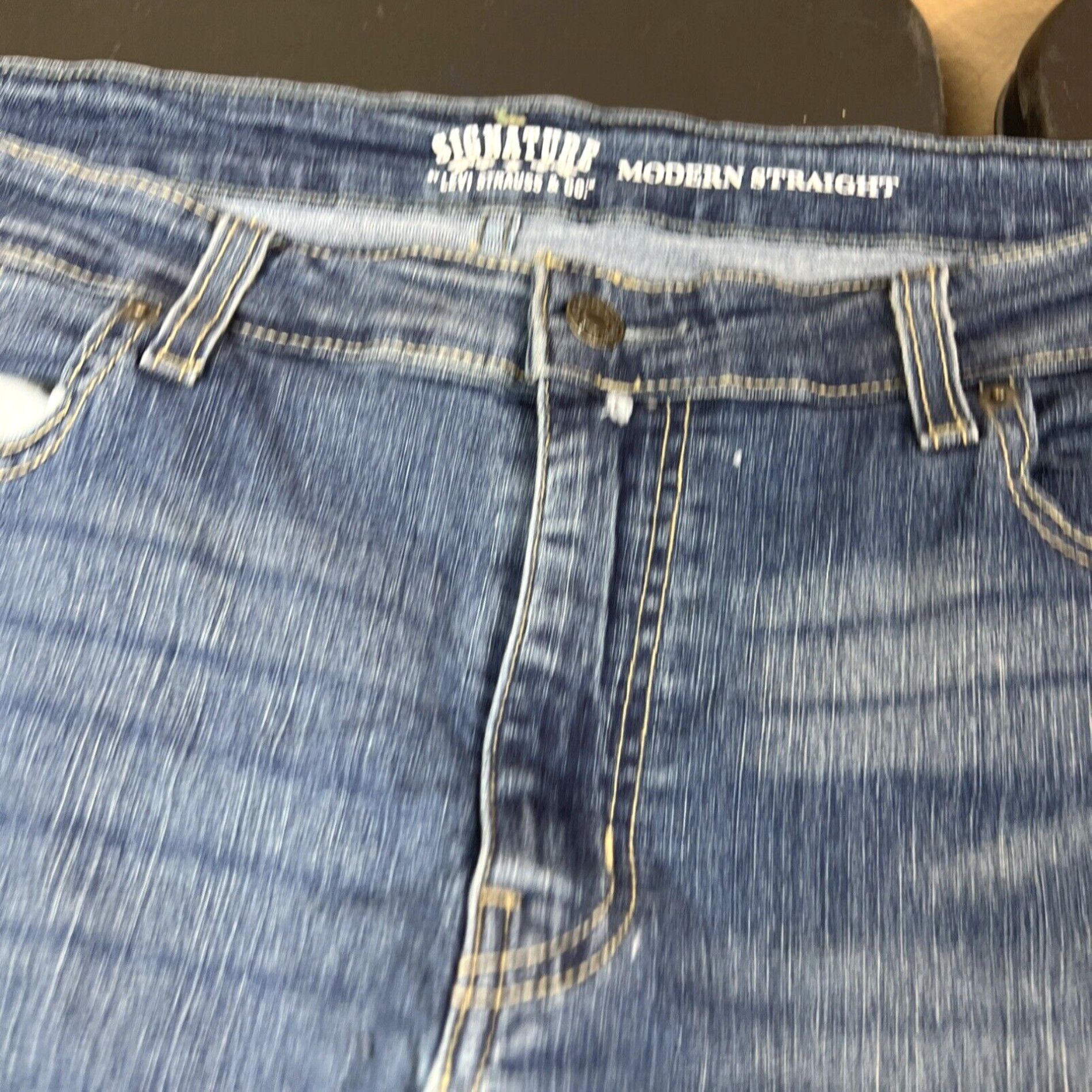 Levi's Signature Levi Strauss Womens 22M Modern Slim Blue Jeans Measures 38x30 Size 40" / US 18 - 3 Thumbnail