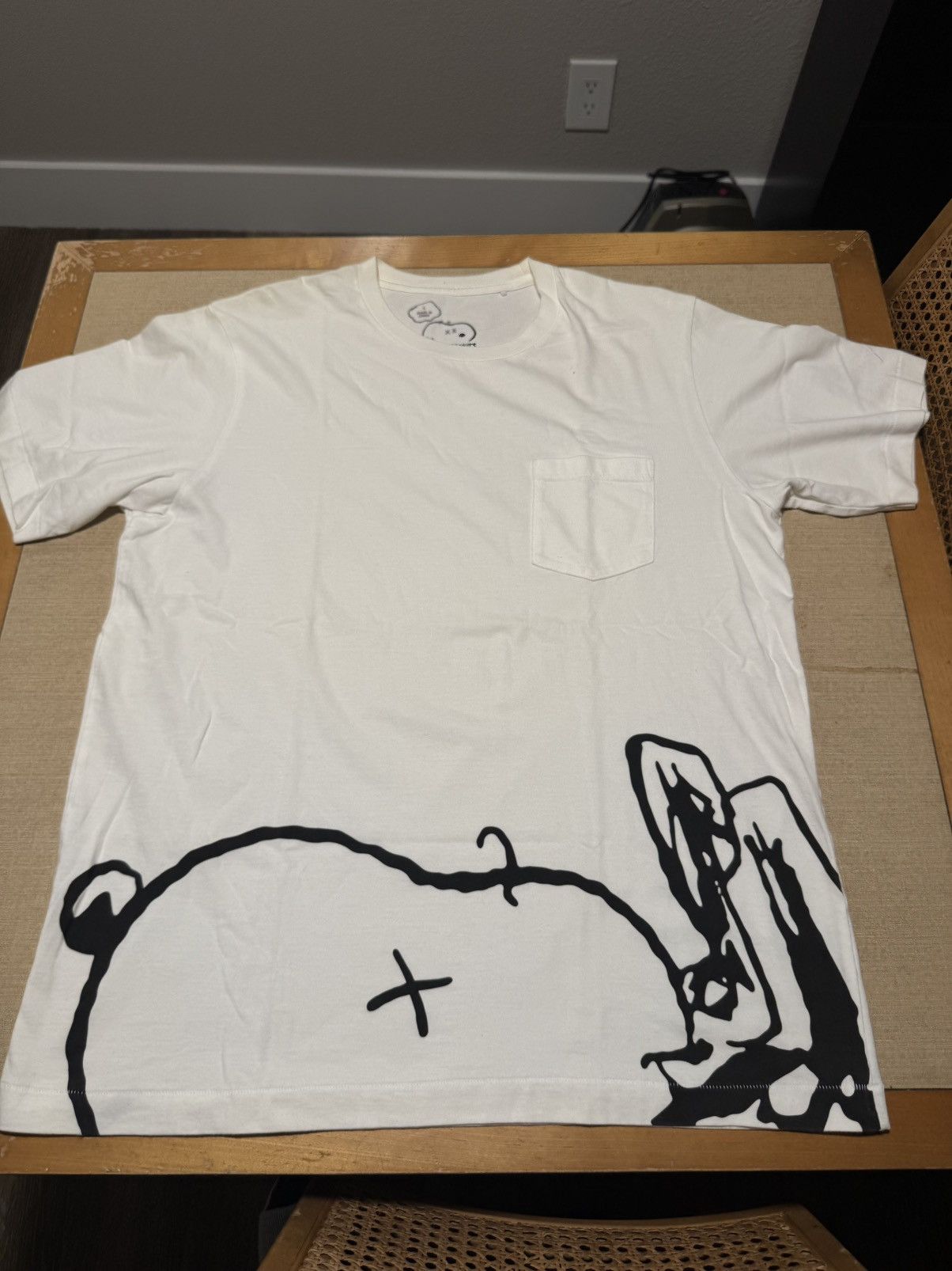 Kaws × Peanuts × Uniqlo Uniqlo/Kaws/Peanuts- T-shirt 2017 Size US L / EU 52-54 / 3 - 1 Thumbnail