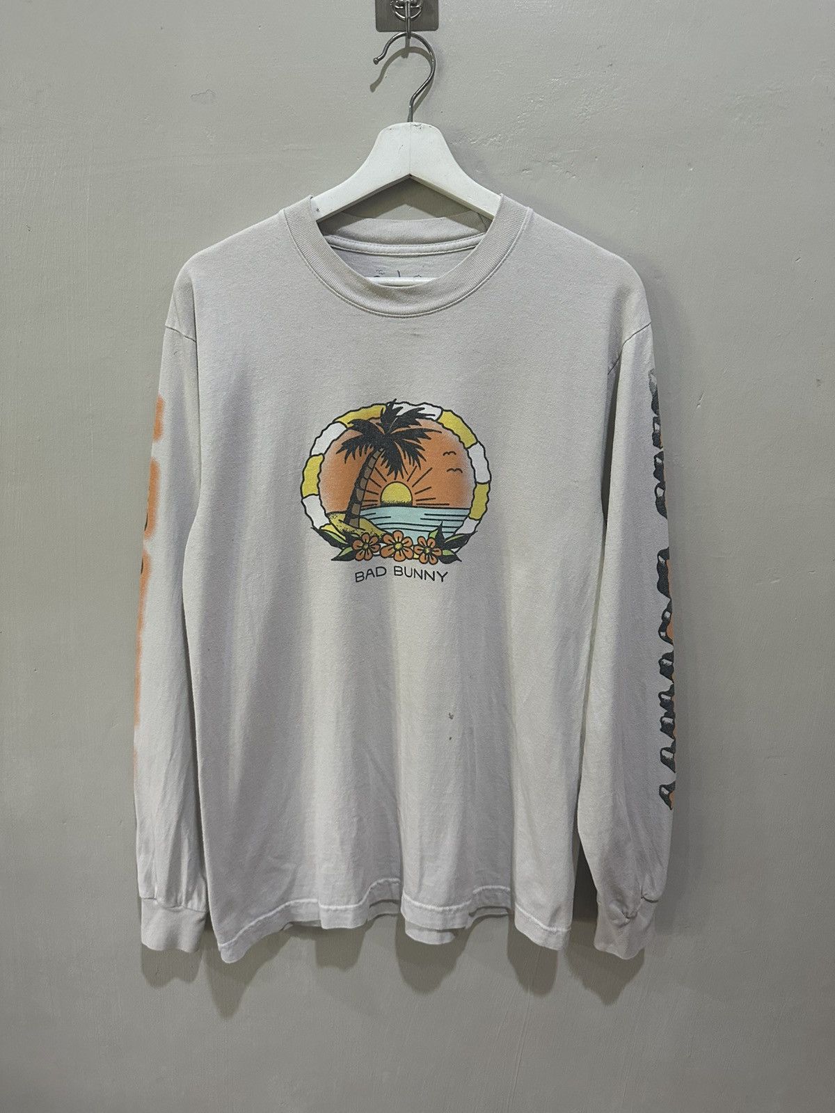 Band Tees Bad Bunny World Tour Size US S / EU 44-46 / 1 - 1 Thumbnail