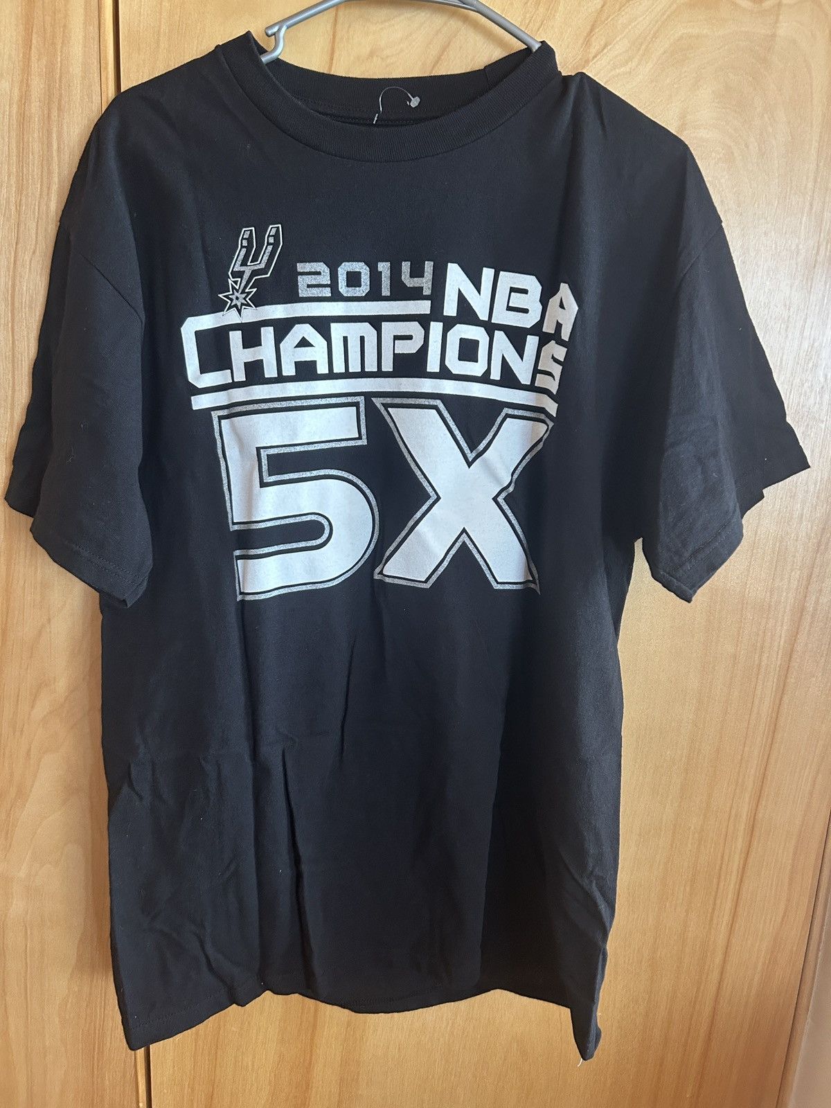 NBA San Antonio Spurs 2014 Championship T-Shirt Size US XL / EU 56 / 4 - 1 Thumbnail