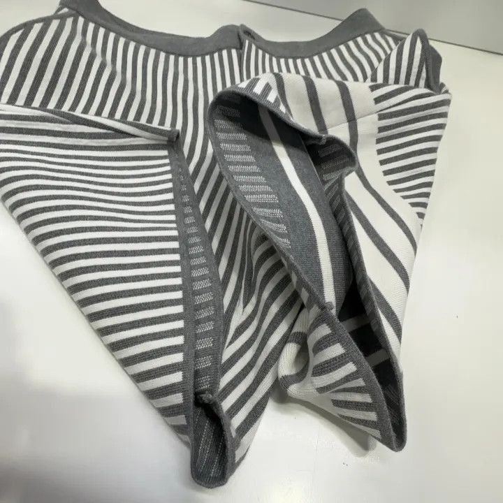 Thom Browne Thom Browne Gray Striped Casual Shorts -2507 Size US 26 / EU 42 - 5 Thumbnail