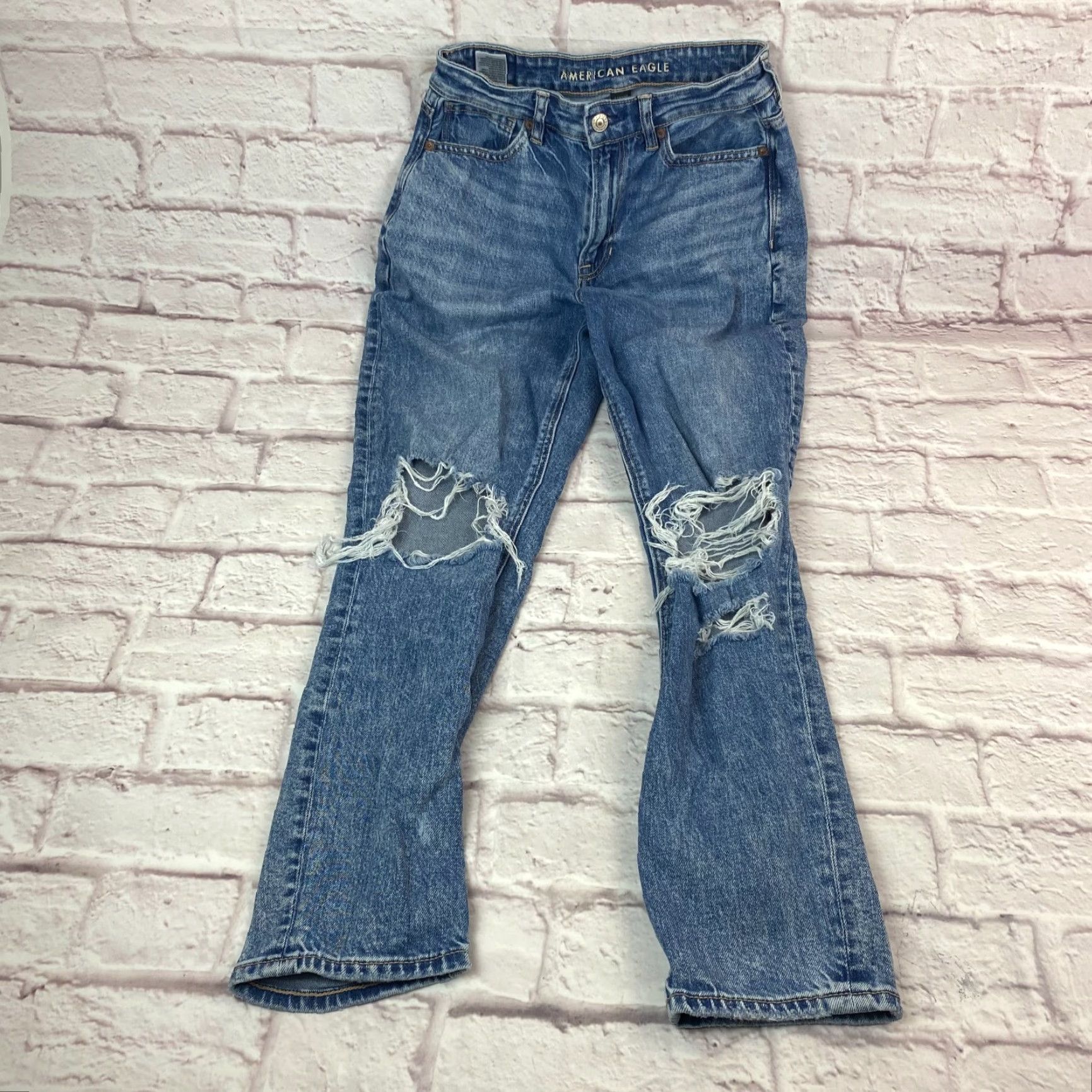 American Eagle Outfitters American Eagle Womens Mom Jeans Size 2 Blue Ripped Mid Rise Medium Wash Size 26" / US 2 / IT 38 - 3 Thumbnail