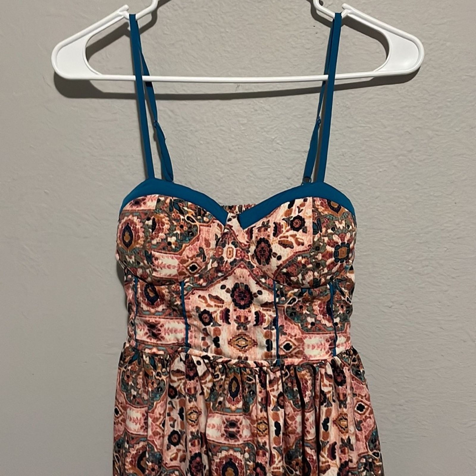 Urban Outfitters Band of Gypsies Mini Dress XS Smocked Tribal Aztec Printed Size XS / US 0-2 / IT 36-38 - 2 Thumbnail