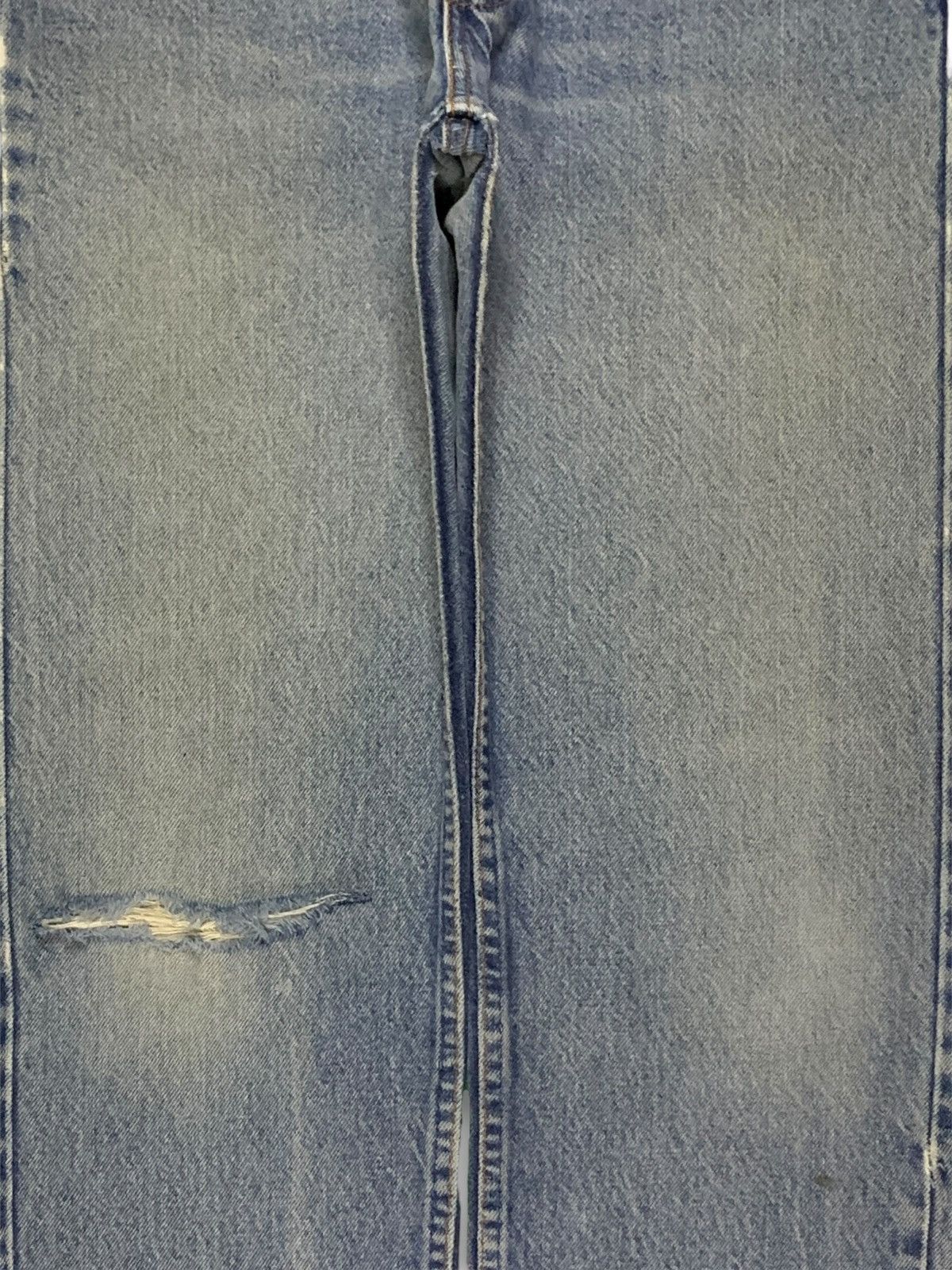 Levi's × Levi's Vintage Clothing Vintage 90s Levis 505 Blue Wash Distressed Ripped Jeans Size US 33 - 5 Thumbnail