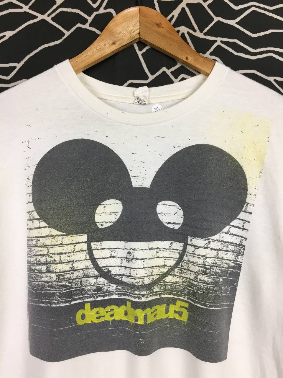Band Tees Vtg Y2K Deadmau5 Electronic DJ Rave Band Tee Size L Size US L / EU 52-54 / 3 - 3 Thumbnail