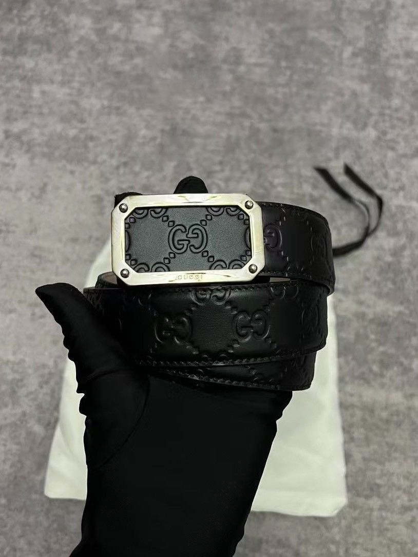 Gucci Gucci square frame black relief embossed old flower belt Size ONE SIZE - 1 Thumbnail