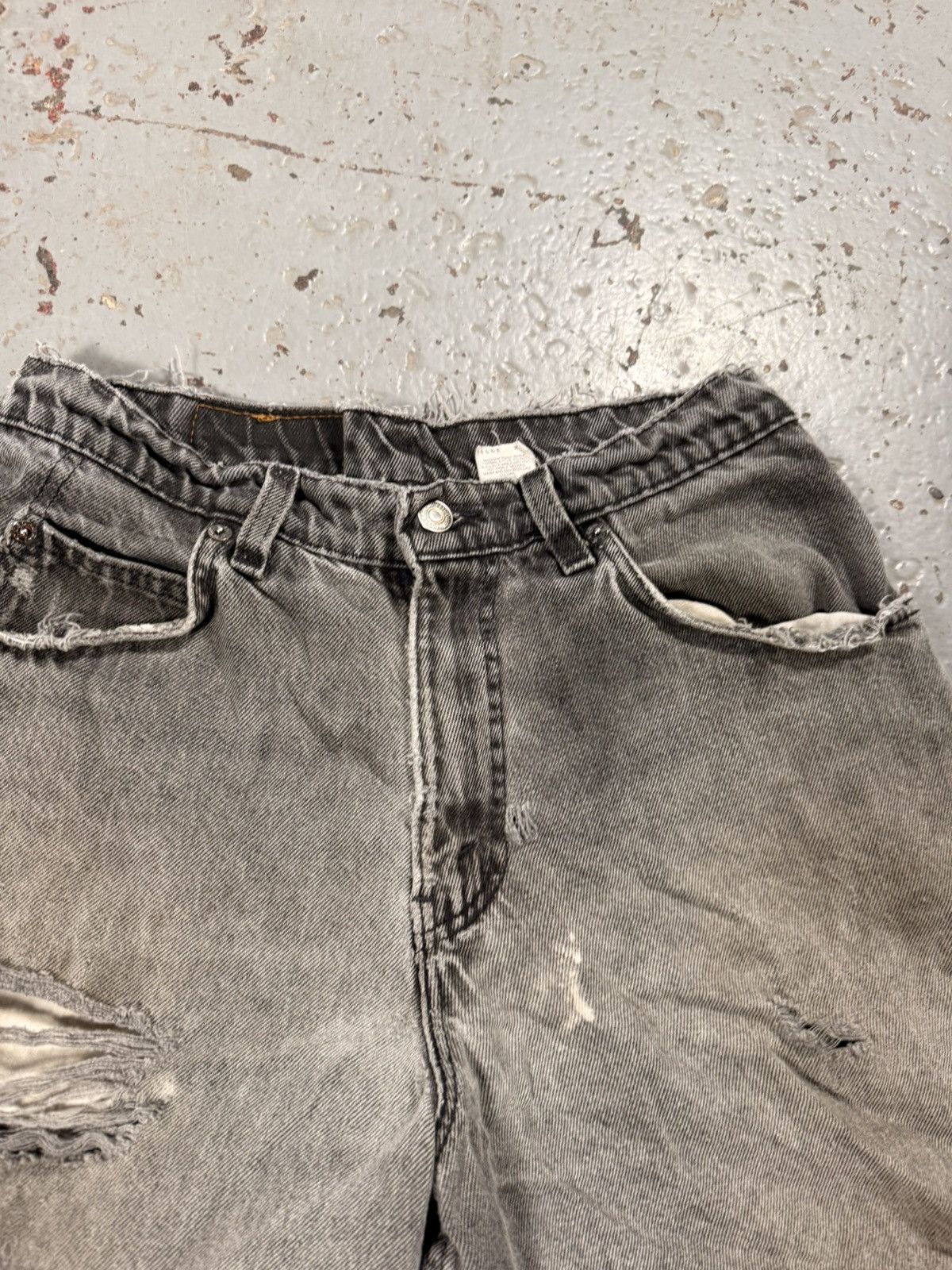 Levi's Vintage Shredded Faded Thrashed Levi Denim Jorts Jean Size US 30 / EU 46 - 3 Thumbnail