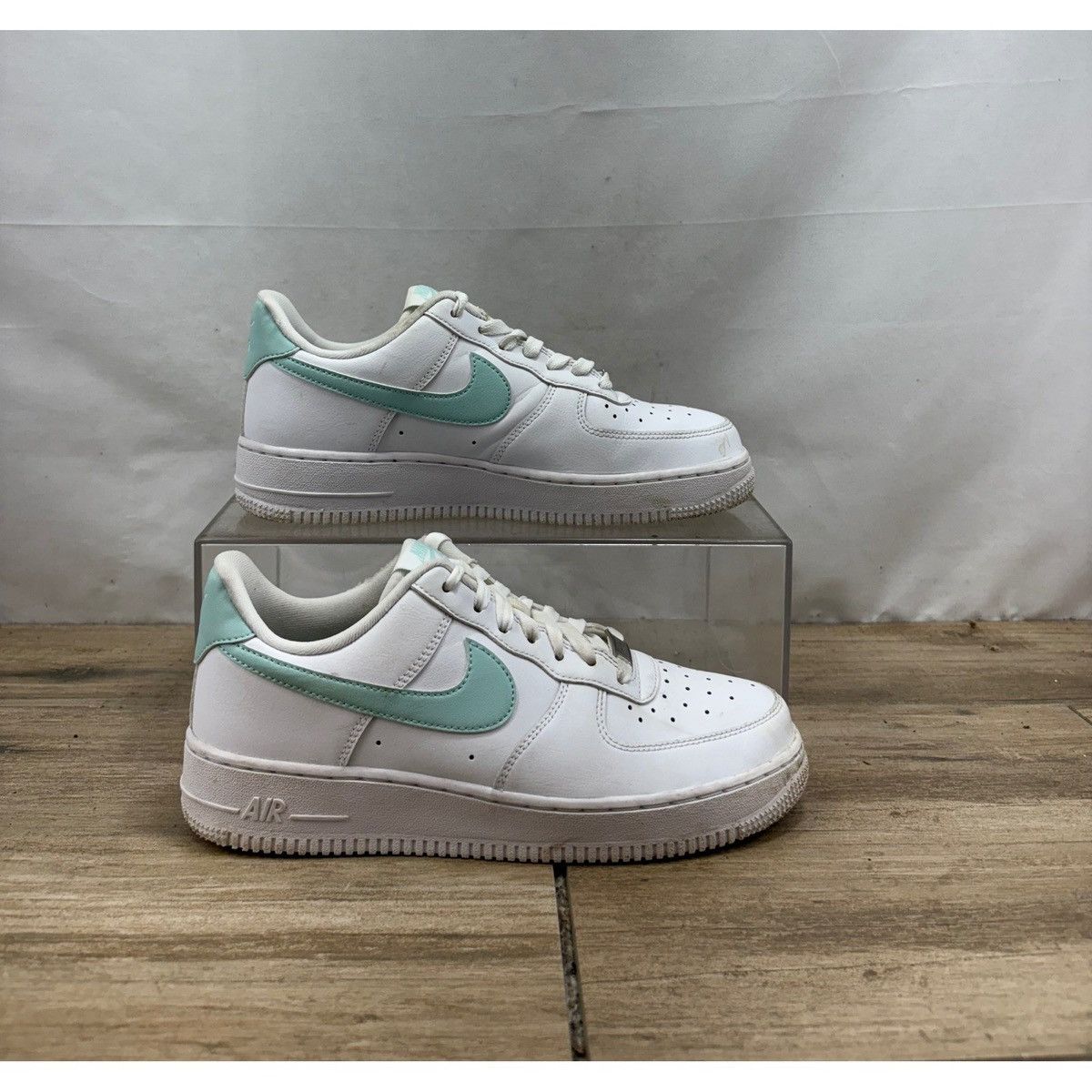 Nike Nike Airforces 1 Low white teal Leather sneakers Size US 8 / IT 38 - 1 Thumbnail