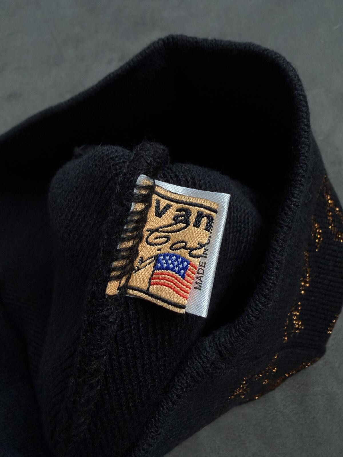 Vanson Leathers Vtg Vanson Leathers Gold Graphic No Cuff Knit Beanie Hat Blk Size ONE SIZE - 7 Thumbnail