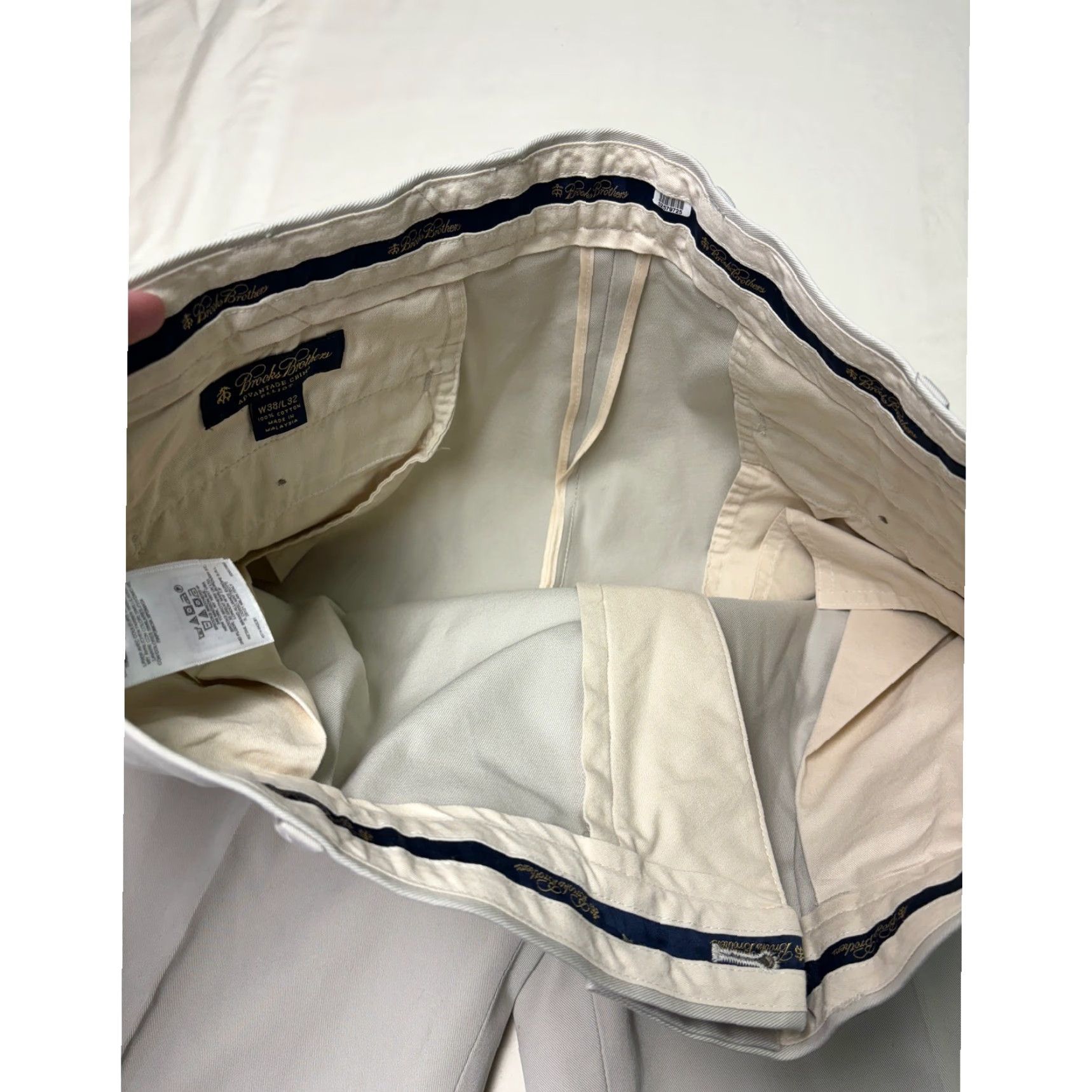 Brooks Brothers Brooks Brothers Advantage Chino Elliot Mens Pants Khaki 38 Regular Pleated Cotton Beige Beige 90s Preppy Workwear Casual Mens Size US 38 / EU 54 - 4 Thumbnail