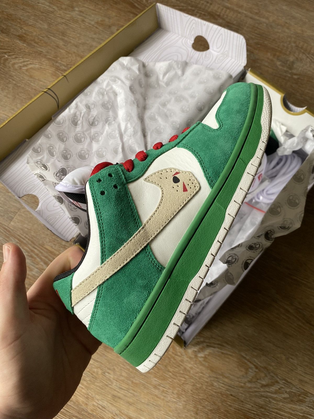 Warren Lotas Deadstock Warren Lotas Dunk Toxic Green Jason sneakers Size US 7 / EU 40 - 2 Thumbnail