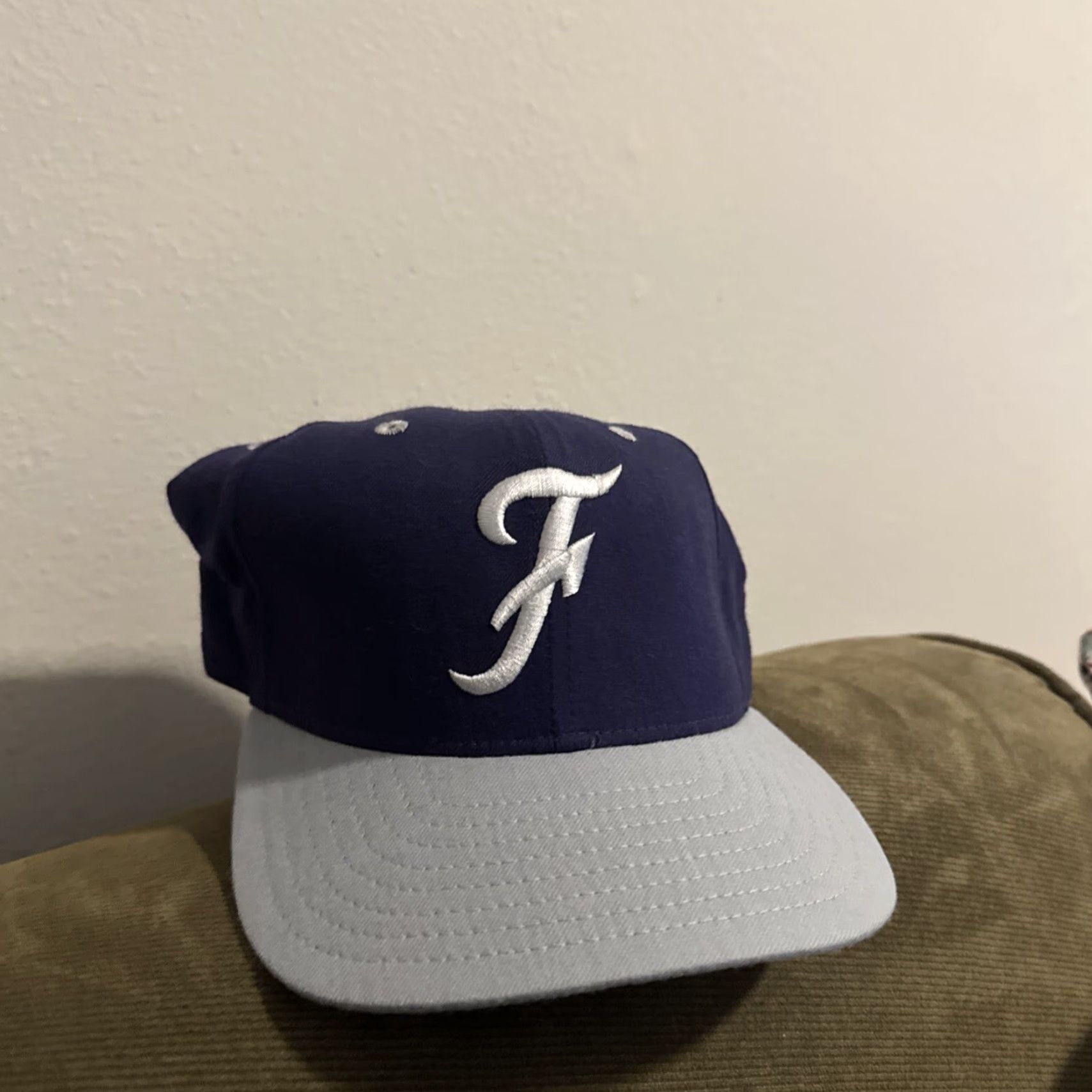 New Era Vtg 90s Fletcher High School Senators New Era Pro Model Size 7 1/2 Baseball Hat Purple Mens Cap Size ONE SIZE - 3 Thumbnail