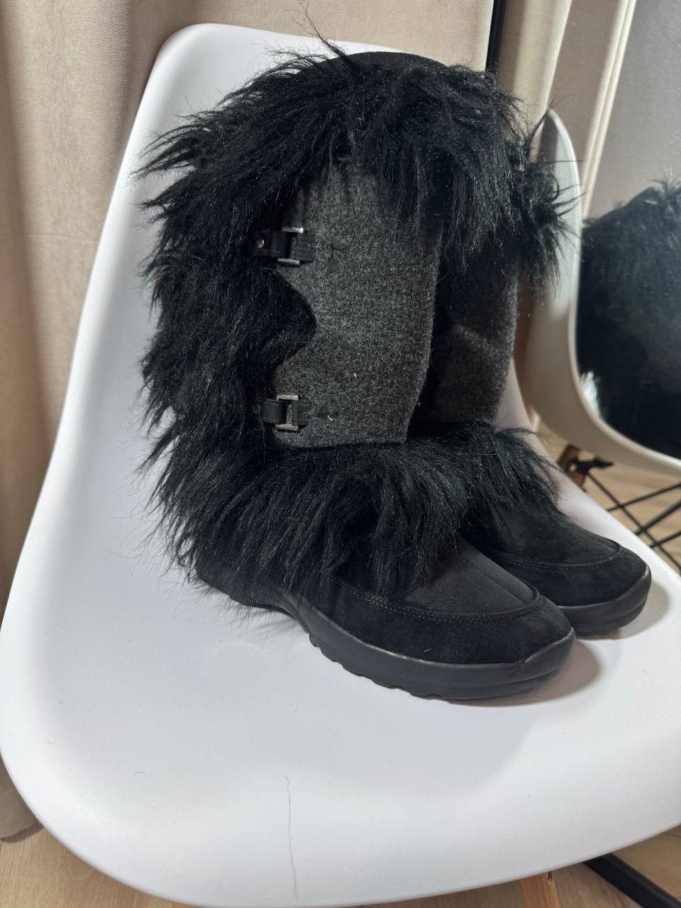 Bogner Vintage Bogner Faux Fur Snow Boots Size 39 Avant Garde Style Size US 8.5 / IT 38.5 - 2 Thumbnail