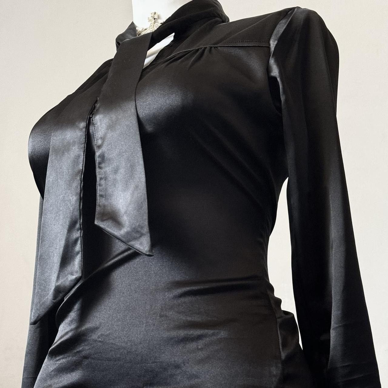 Vintage Unique gothic avant-garde Coquette Satin blouse Size S / US 4 / IT 40 - 4 Thumbnail