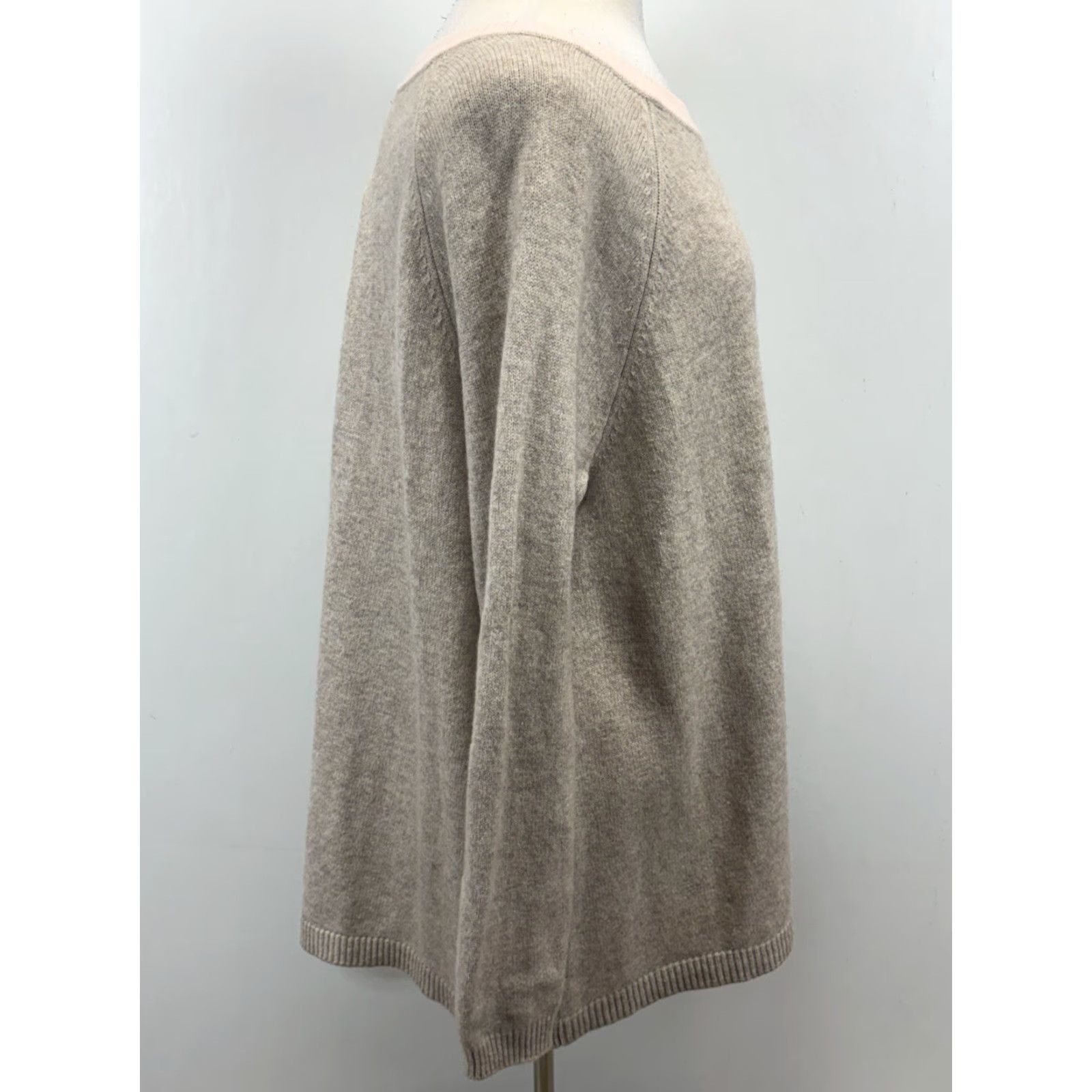 Boden Boden Sweater Womens XL Gray Blush Crew Neck Knit Swing Wool Cashmere Blend Pullover Classic Preppy Shirt? Size XL / US 12-14 / IT 48-50 - 4 Thumbnail