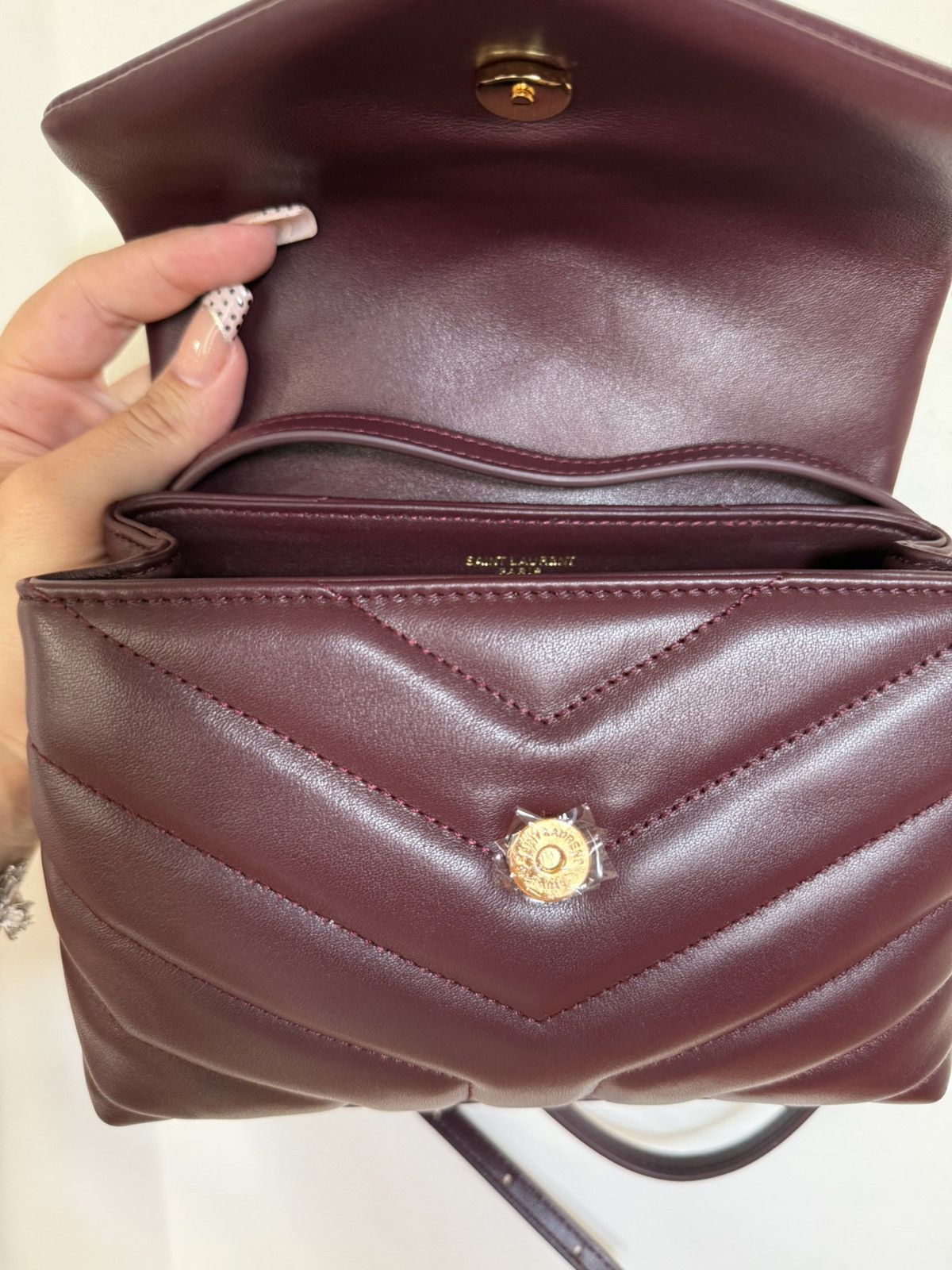 Yves Saint Laurent Saint Laurent Bordeaux Loulou Toy Crossbody Bag Size ONE SIZE - 5 Thumbnail