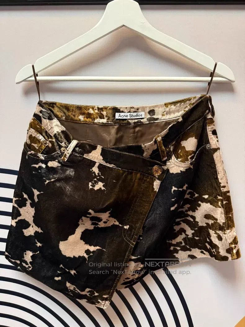 Acne Studios Acne Studios Camouflage Flocking Short Skirt Size 42" / US 20 - 1 Thumbnail