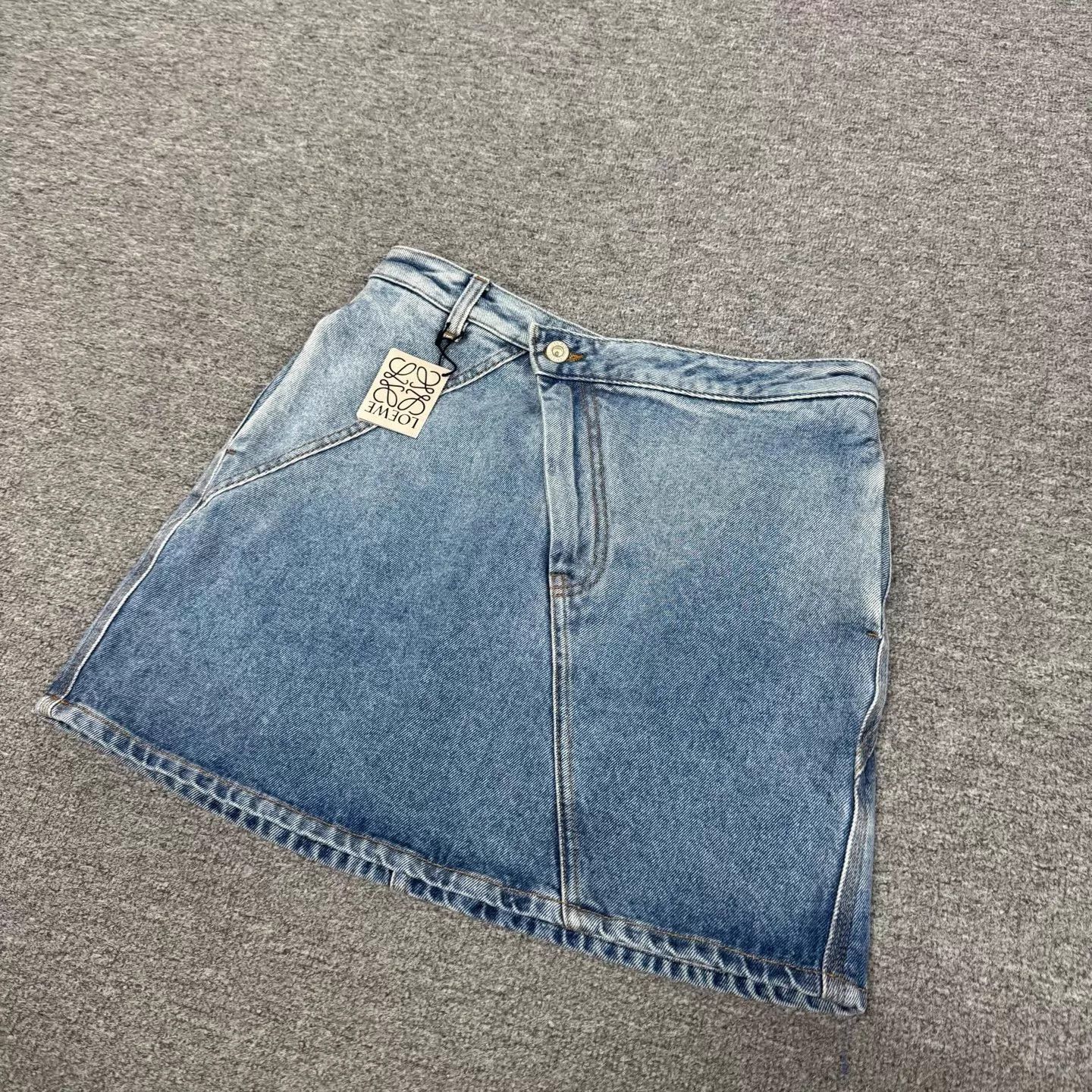 Loewe Loewe back patch embroidery denim skirt size 38 mint Size 26" / US 2 / IT 38 - 3 Thumbnail